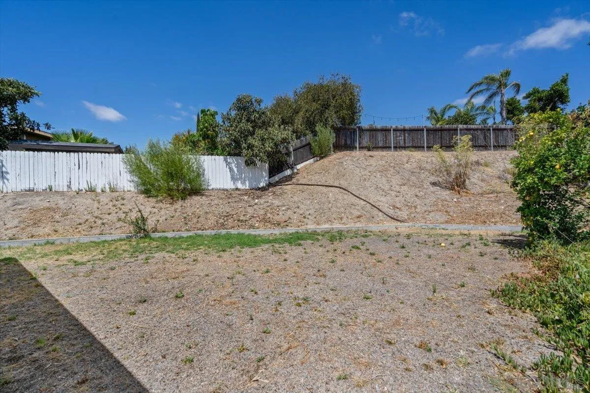https://cdn.realtyfeed.com/cdn/127/250036847/5821656c5803efe20d45533591803b7d.webp
