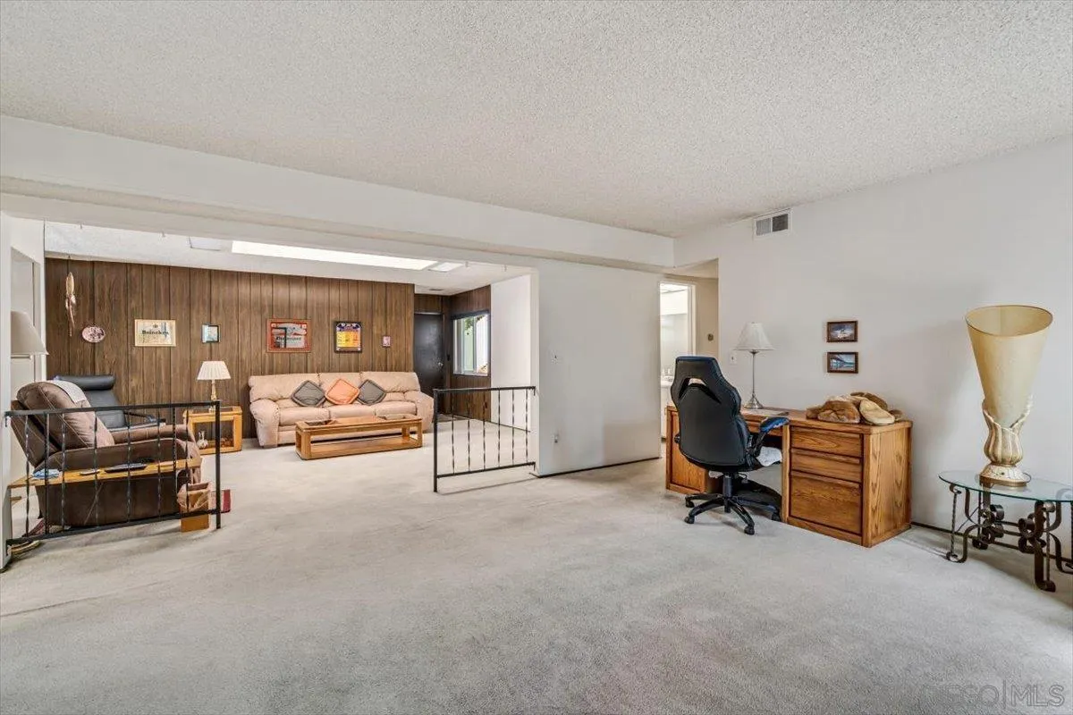 https://cdn.realtyfeed.com/cdn/127/250036847/98f013bf9cac5d802d887ea48458a747.webp