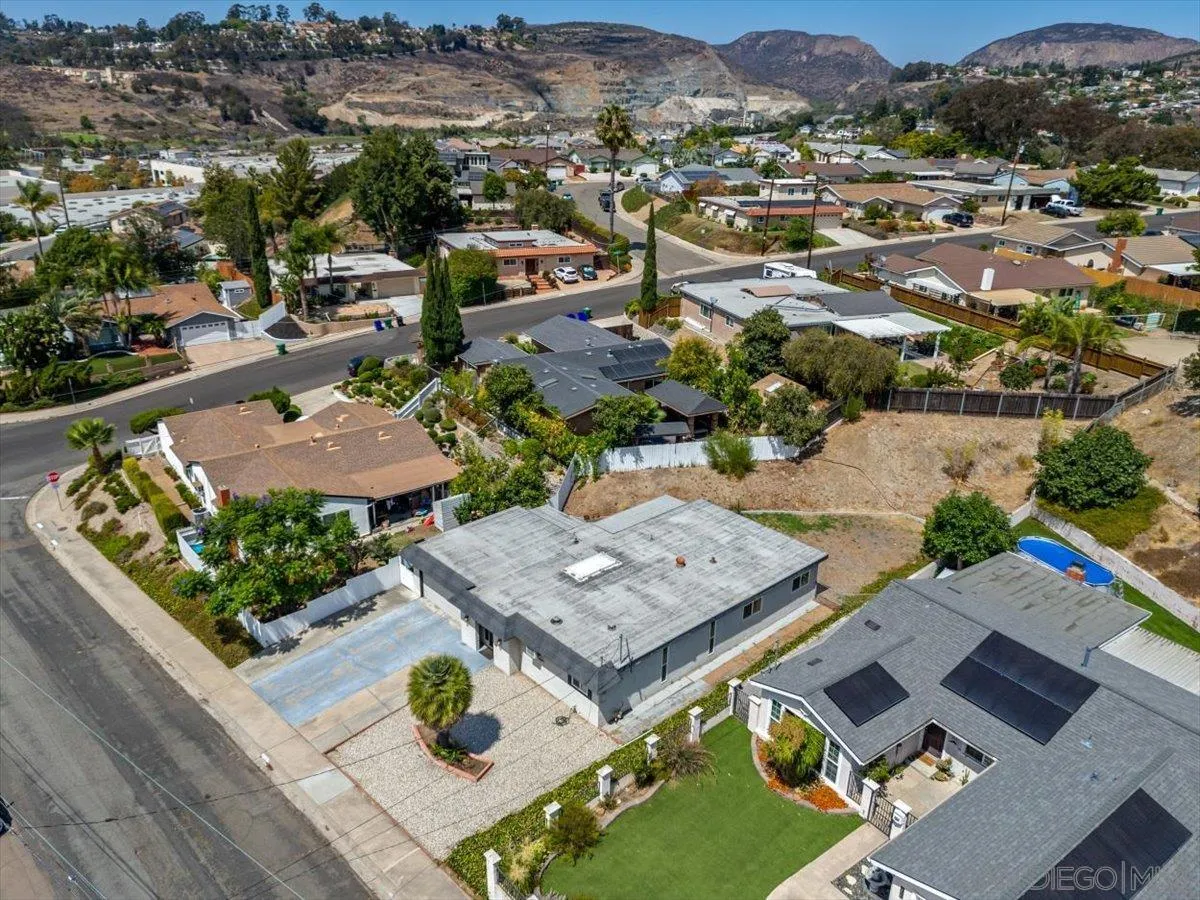 https://cdn.realtyfeed.com/cdn/127/250036847/dd6c0f00737c96da6f62884822950936.webp