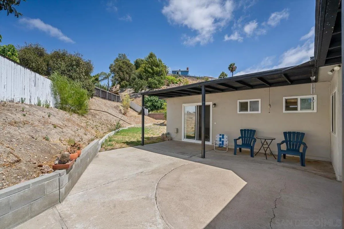 https://cdn.realtyfeed.com/cdn/127/250036847/fda4fcaae891c5d5bb9eb5ebe0a07b4b.webp