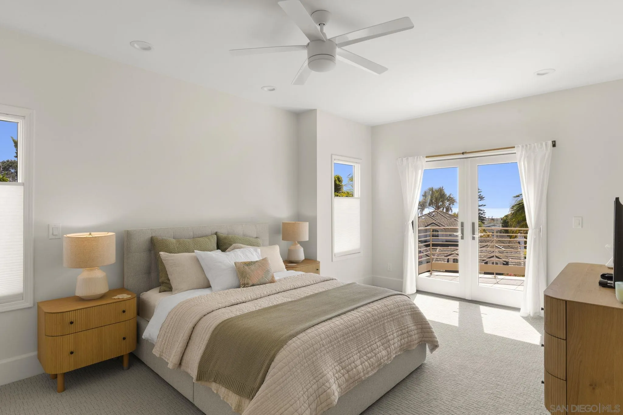 https://cdn.realtyfeed.com/cdn/127/250036848/37e2b91ae093eccec8055db06b04fb37.webp