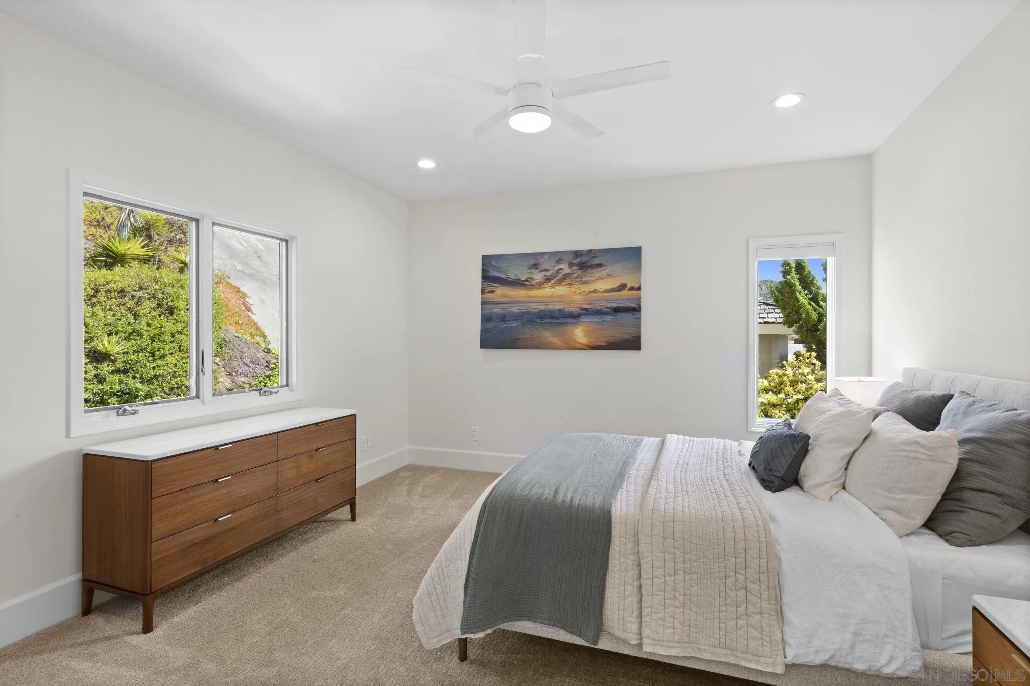 https://cdn.realtyfeed.com/cdn/127/250036848/57c50ee26bfd80f11d77413220a5b56b.webp