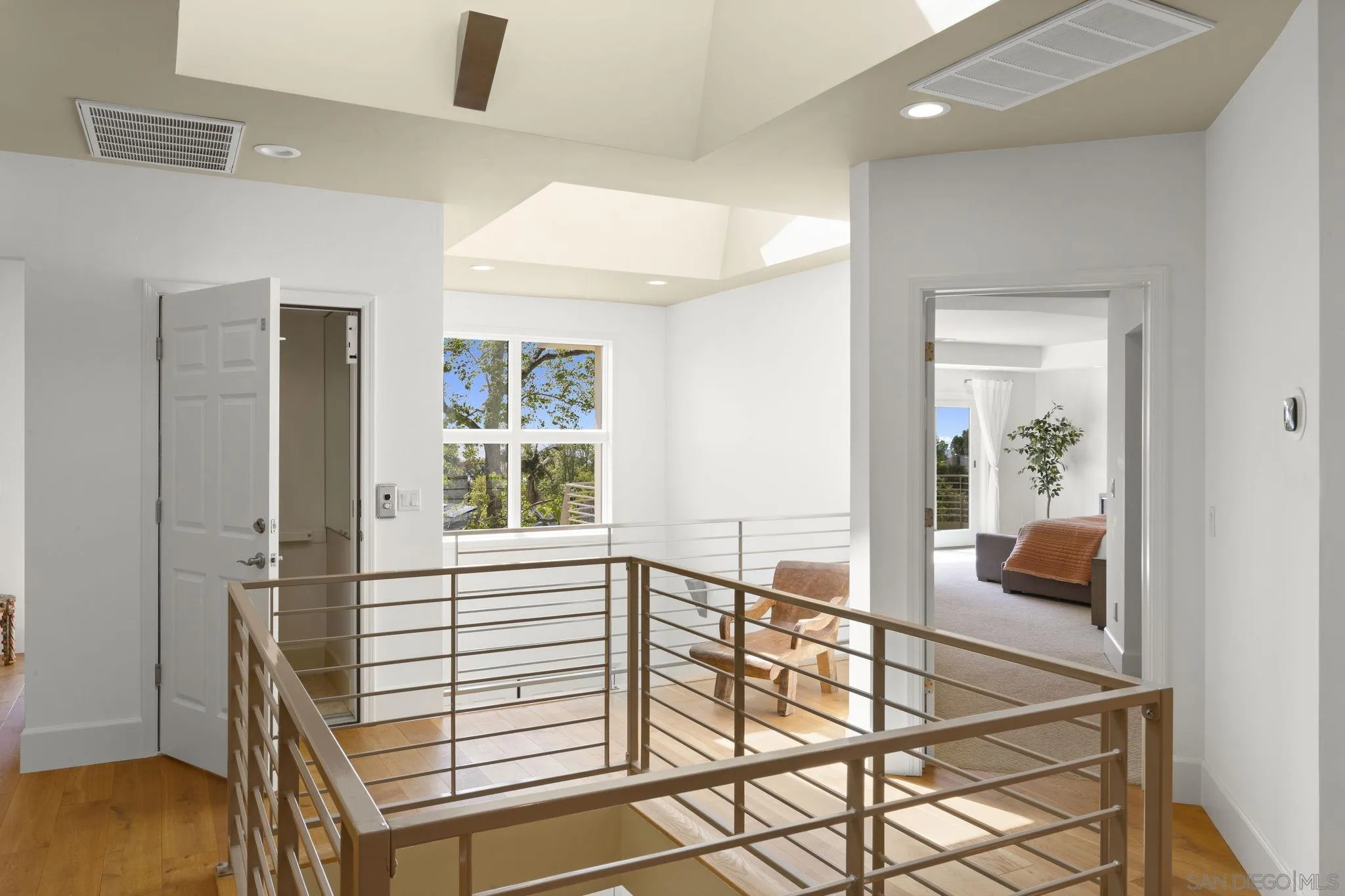 https://cdn.realtyfeed.com/cdn/127/250036848/b0ba60c5dc07107e98062a19b13e49cc.webp