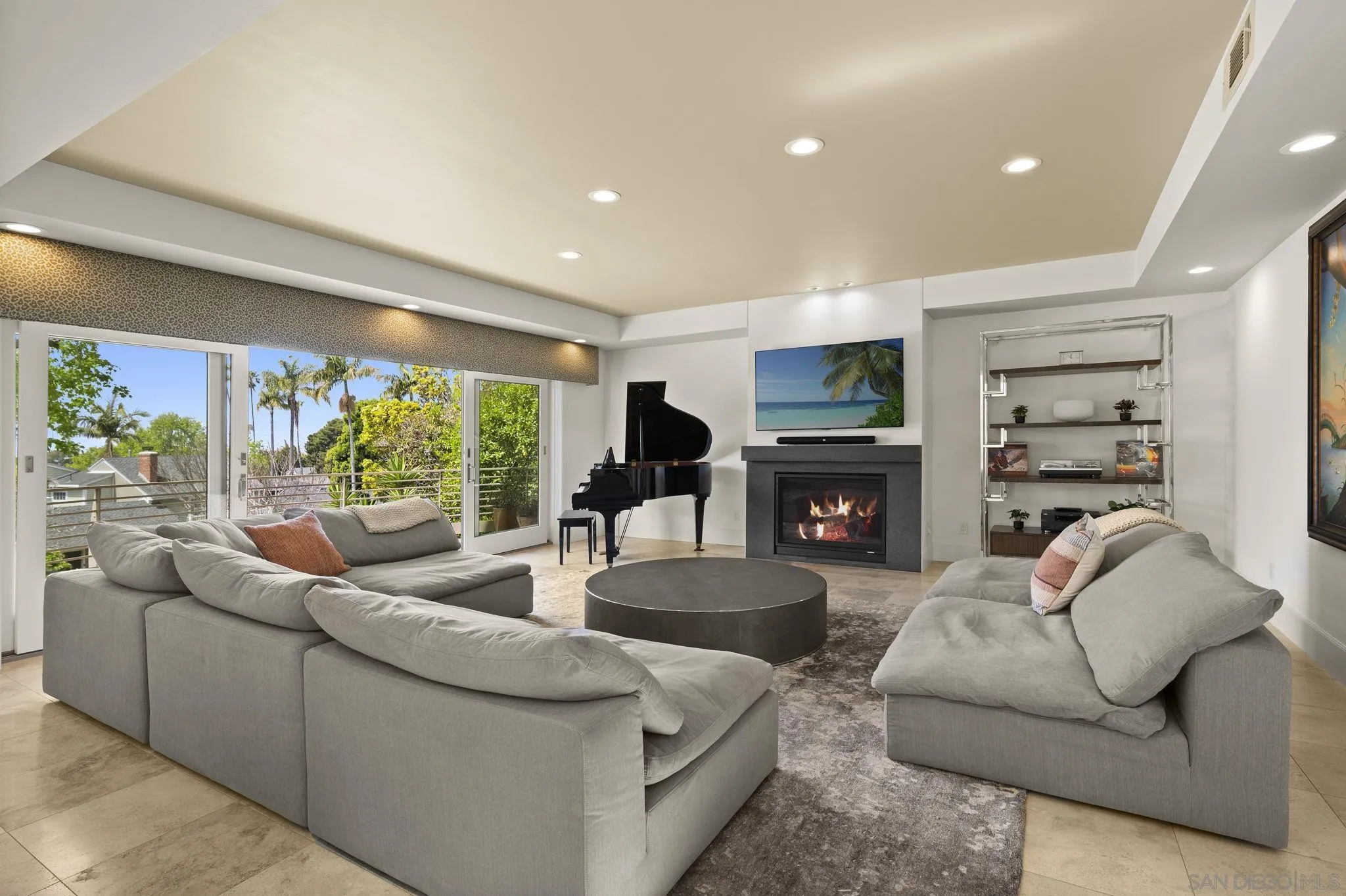 https://cdn.realtyfeed.com/cdn/127/250036848/d53dffca720e3d6ac62cf1bab53d9c17.webp