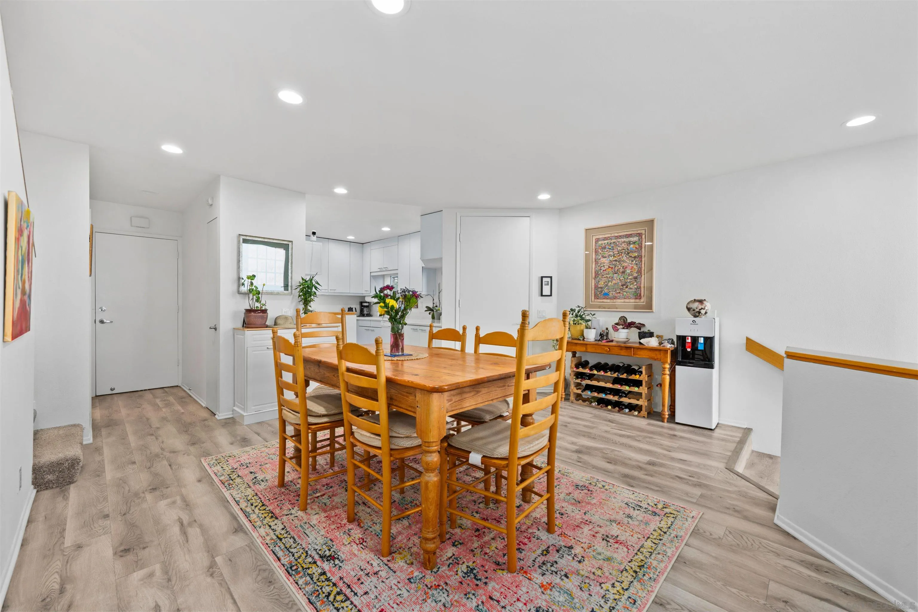 https://cdn.realtyfeed.com/cdn/127/250036849/ce99e68e04079a4035c17f380d4ddd04.webp