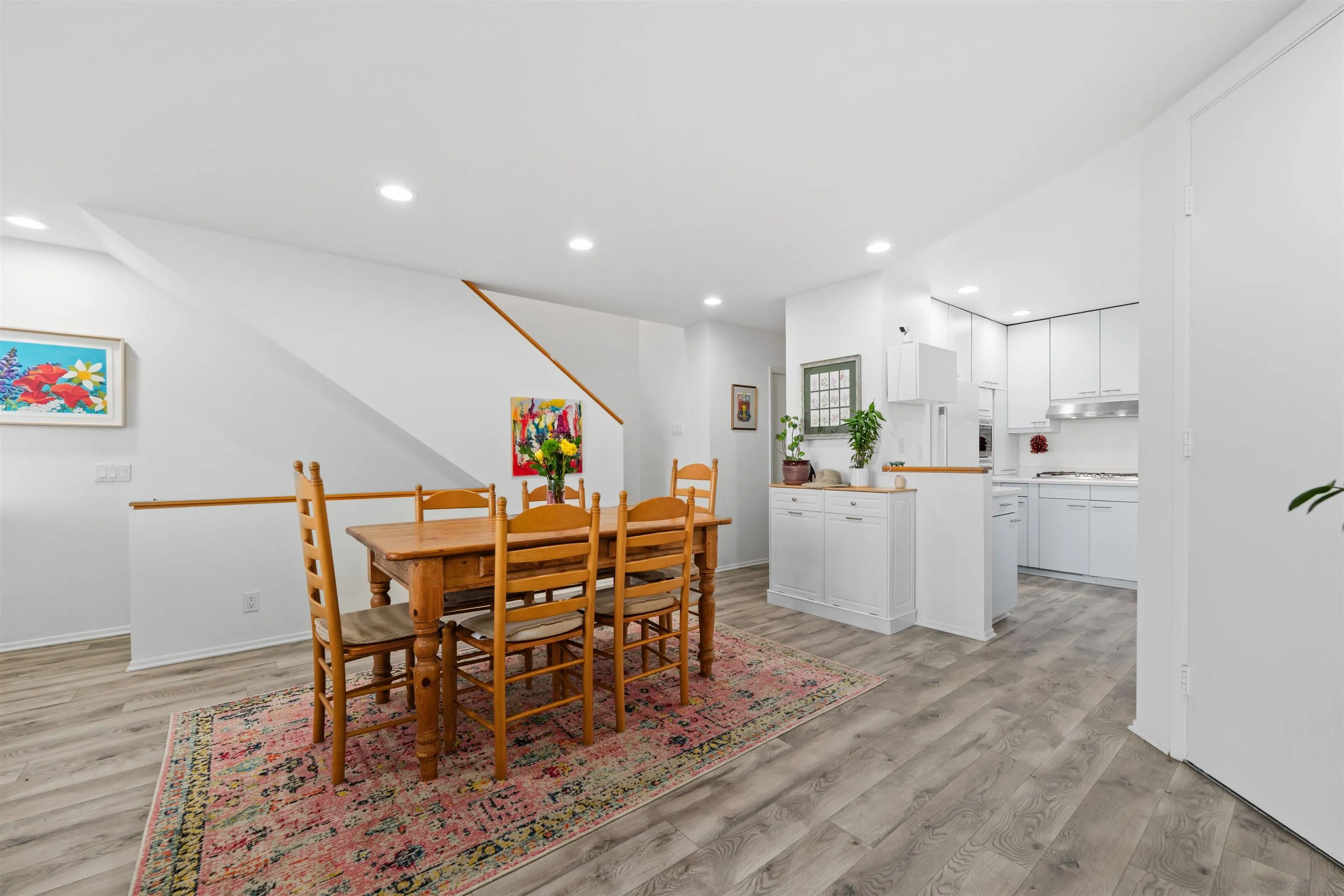 https://cdn.realtyfeed.com/cdn/127/250036849/dae2c28ba5d91e069c7648ef5e68782f.webp