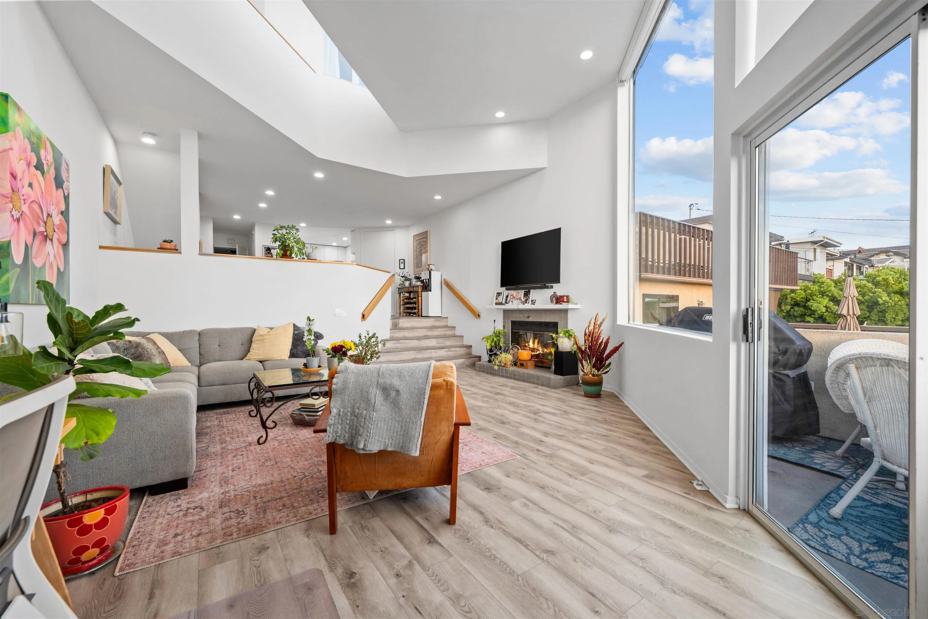 https://cdn.realtyfeed.com/cdn/127/250036849/dc5ee39d5a1a7a855bdccafccac1ad41.webp