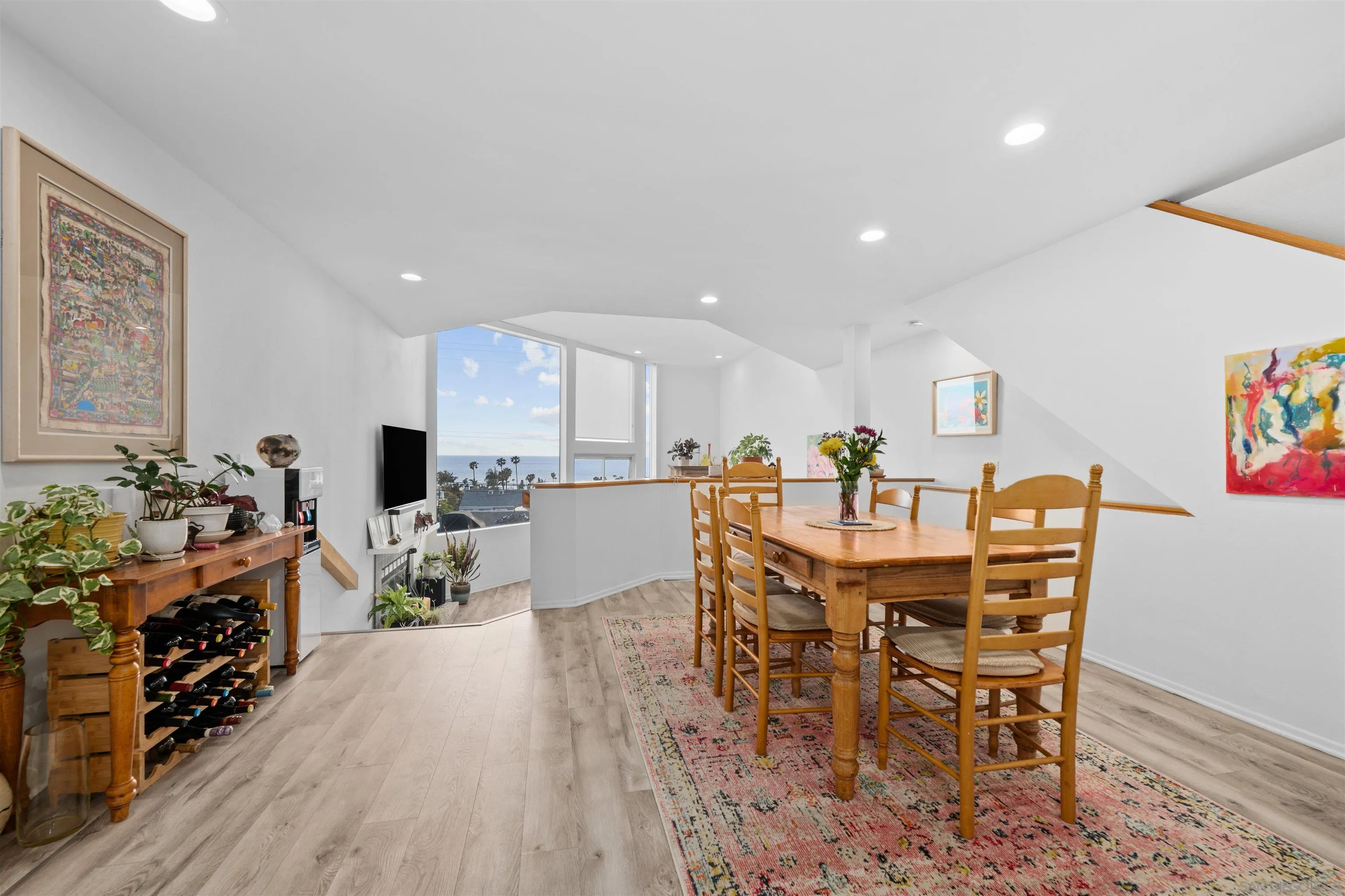 https://cdn.realtyfeed.com/cdn/127/250036849/fc9dded29f8f50531e83424fd2992784.webp