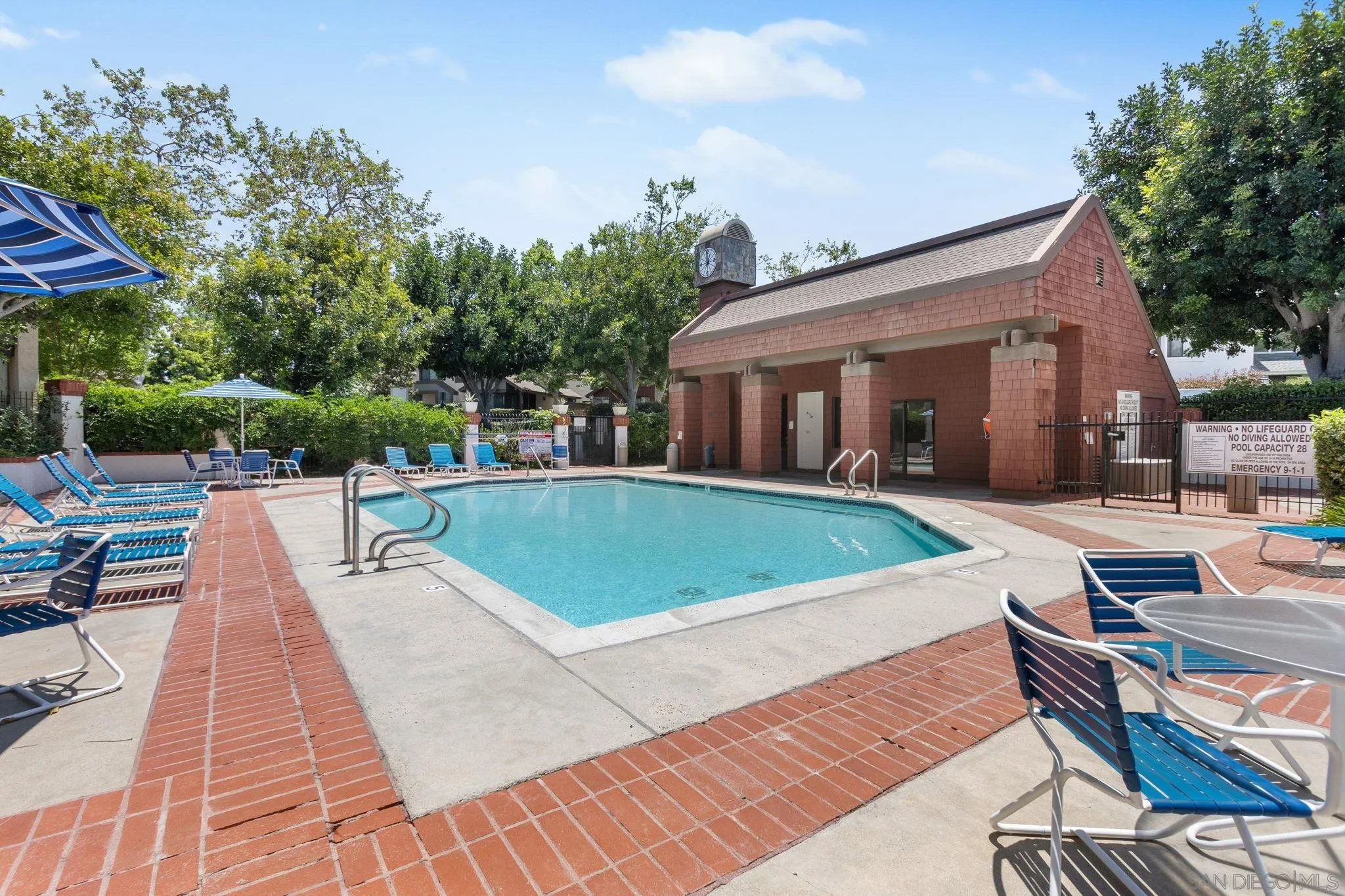 https://cdn.realtyfeed.com/cdn/127/250036850/6bfa67f79b9d408f08474a0070b1587d.webp