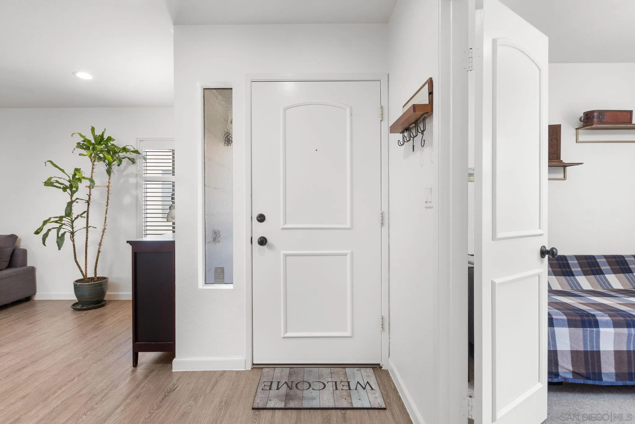 https://cdn.realtyfeed.com/cdn/127/250036850/fd48ad2b8e4217b60d77dabd40eedea2.webp