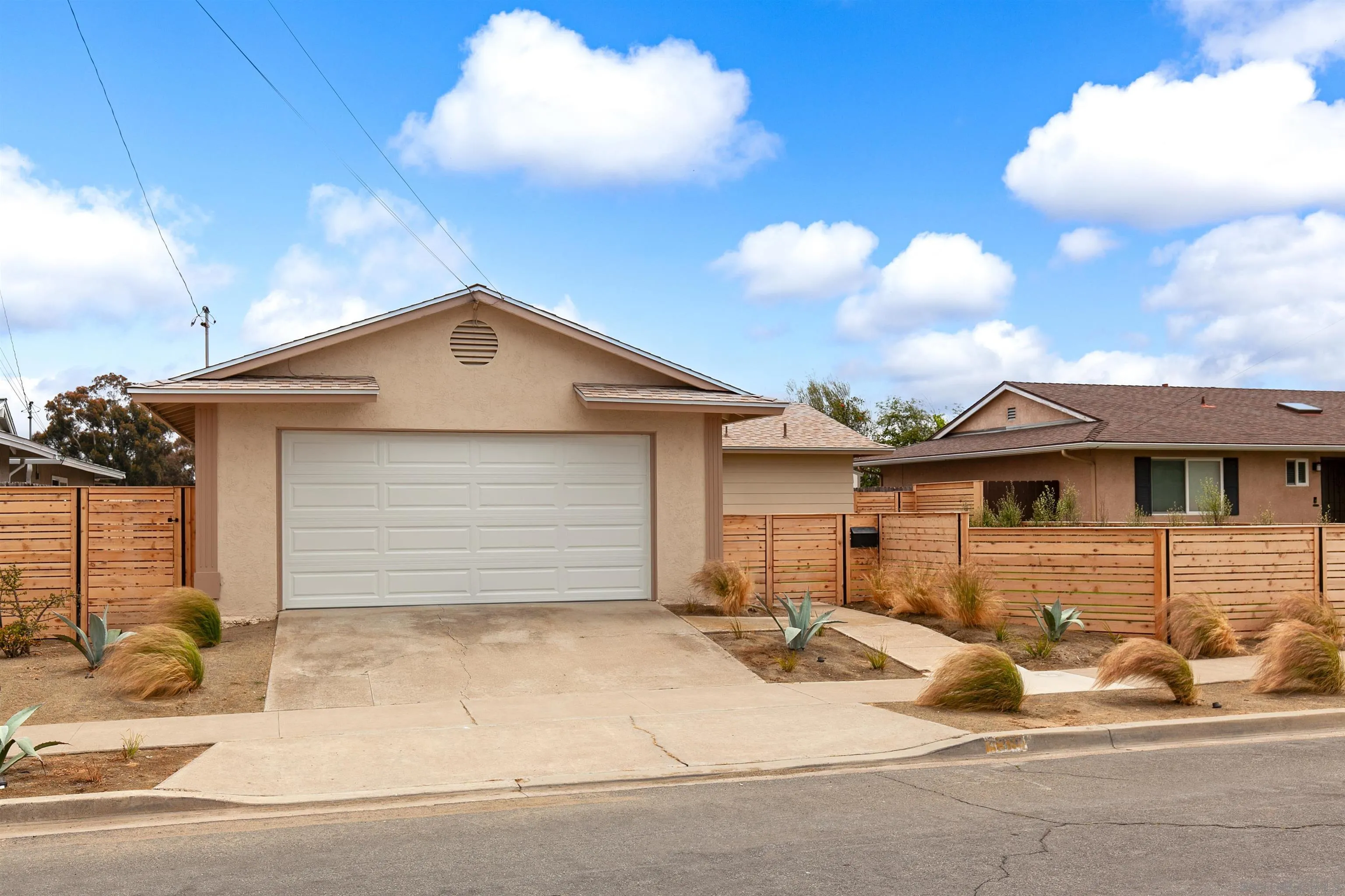 https://cdn.realtyfeed.com/cdn/127/250036851/1717e2beca6dd509304a4990d9b7f789.webp