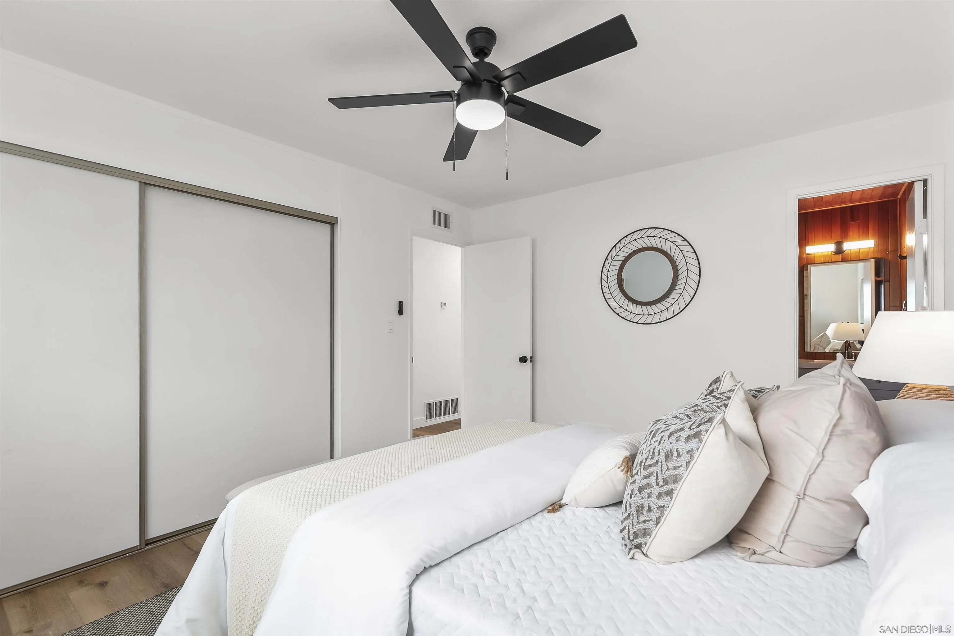 https://cdn.realtyfeed.com/cdn/127/250036851/2884fe8011acefa211a0873a9bbc6b33.webp