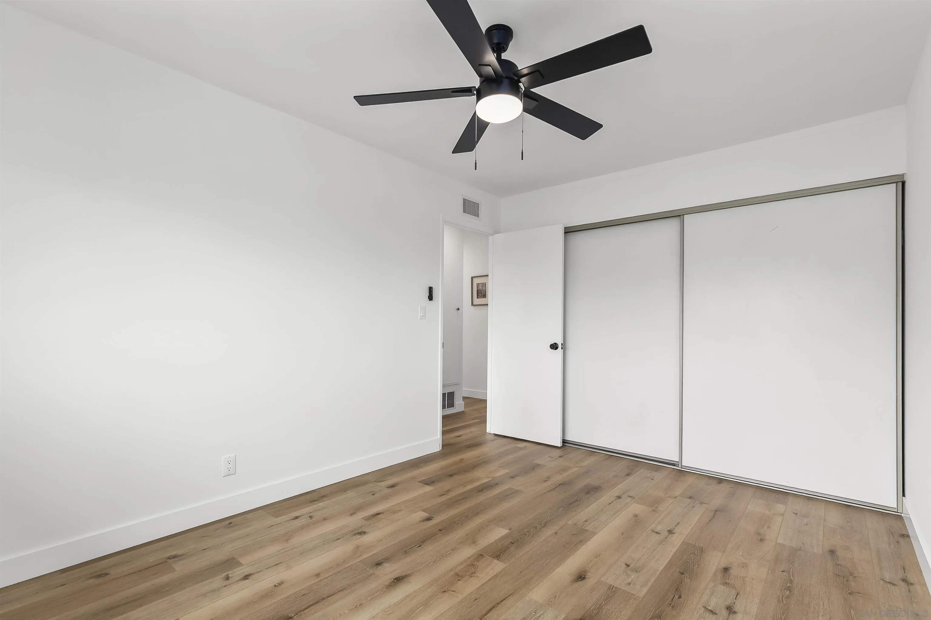 https://cdn.realtyfeed.com/cdn/127/250036851/40a7f8bec365cc49a4ed135907480032.webp