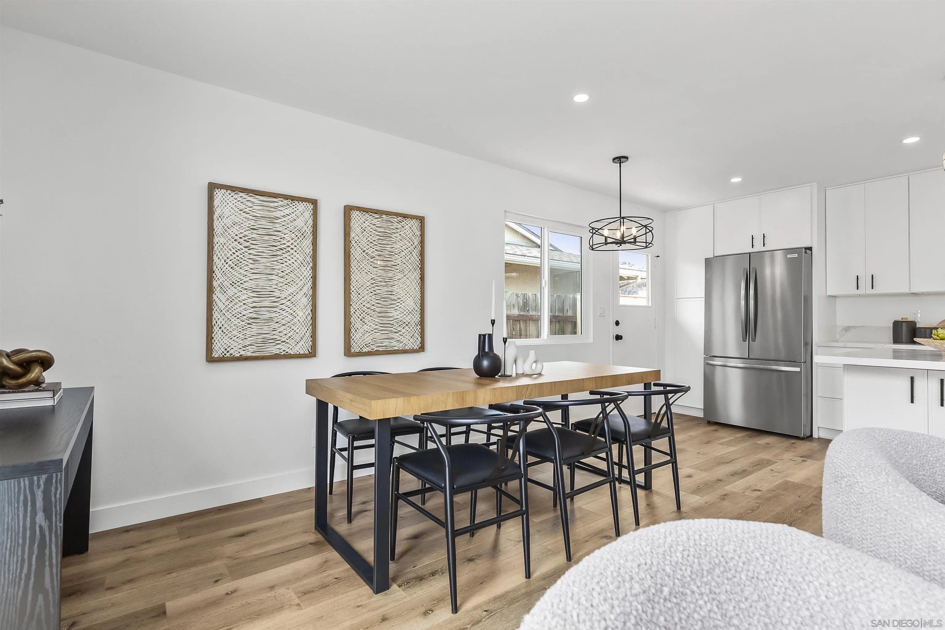https://cdn.realtyfeed.com/cdn/127/250036851/76c4f1795e4bbf82d285e8b47778a752.webp