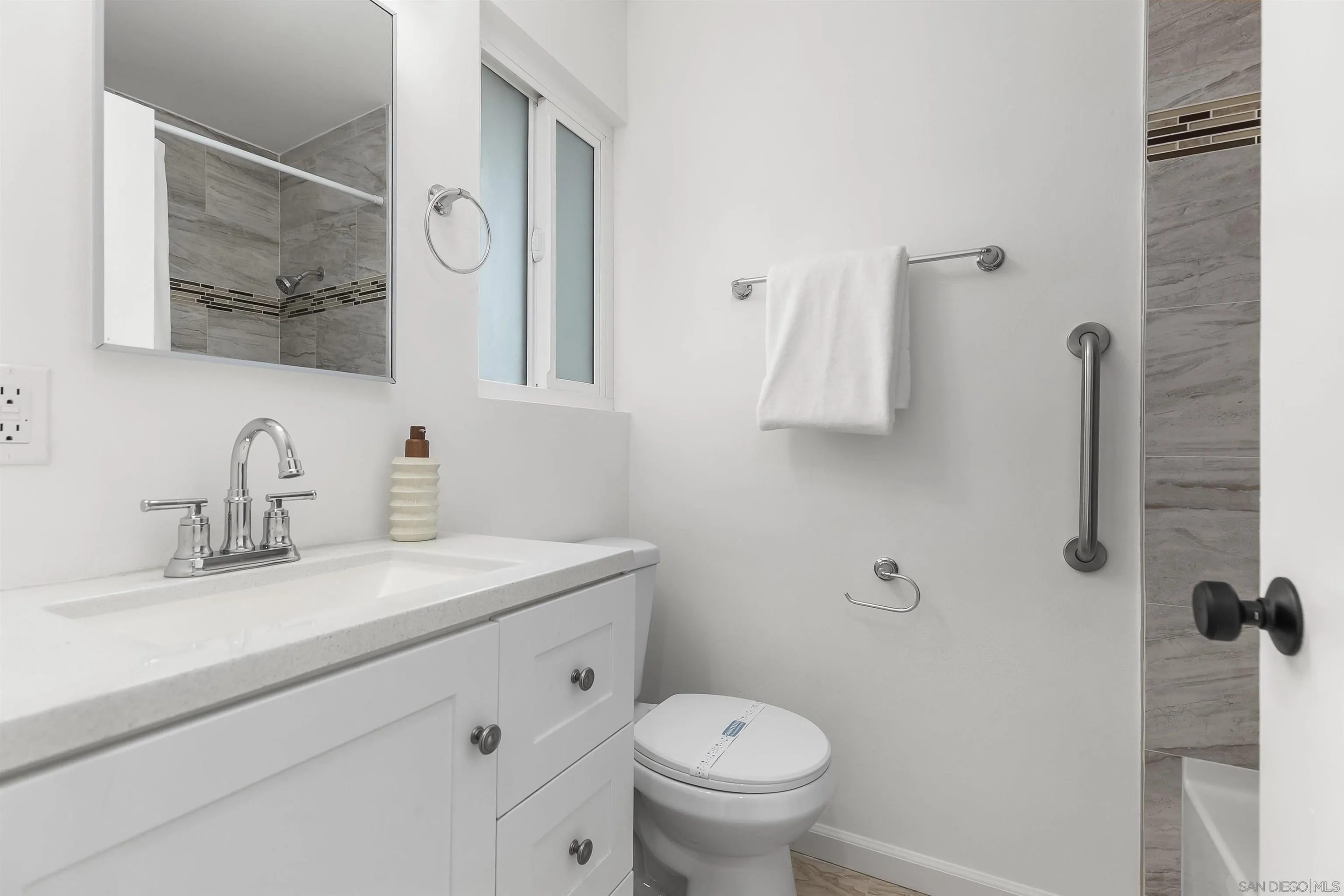 https://cdn.realtyfeed.com/cdn/127/250036851/8f321d6d26fedf8187cac89be4666ce5.webp