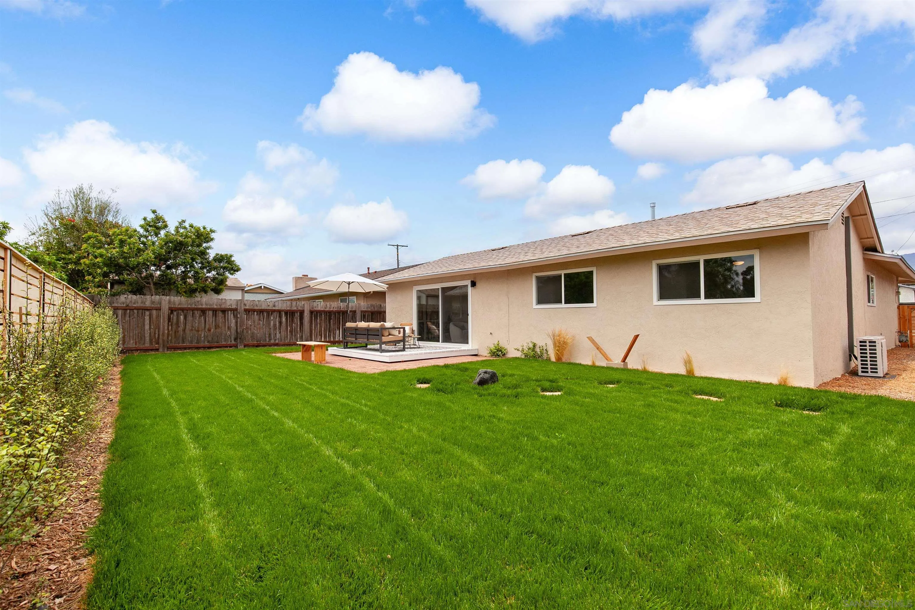 https://cdn.realtyfeed.com/cdn/127/250036851/b4974a8ba998f3feef368e9403d9de8f.webp