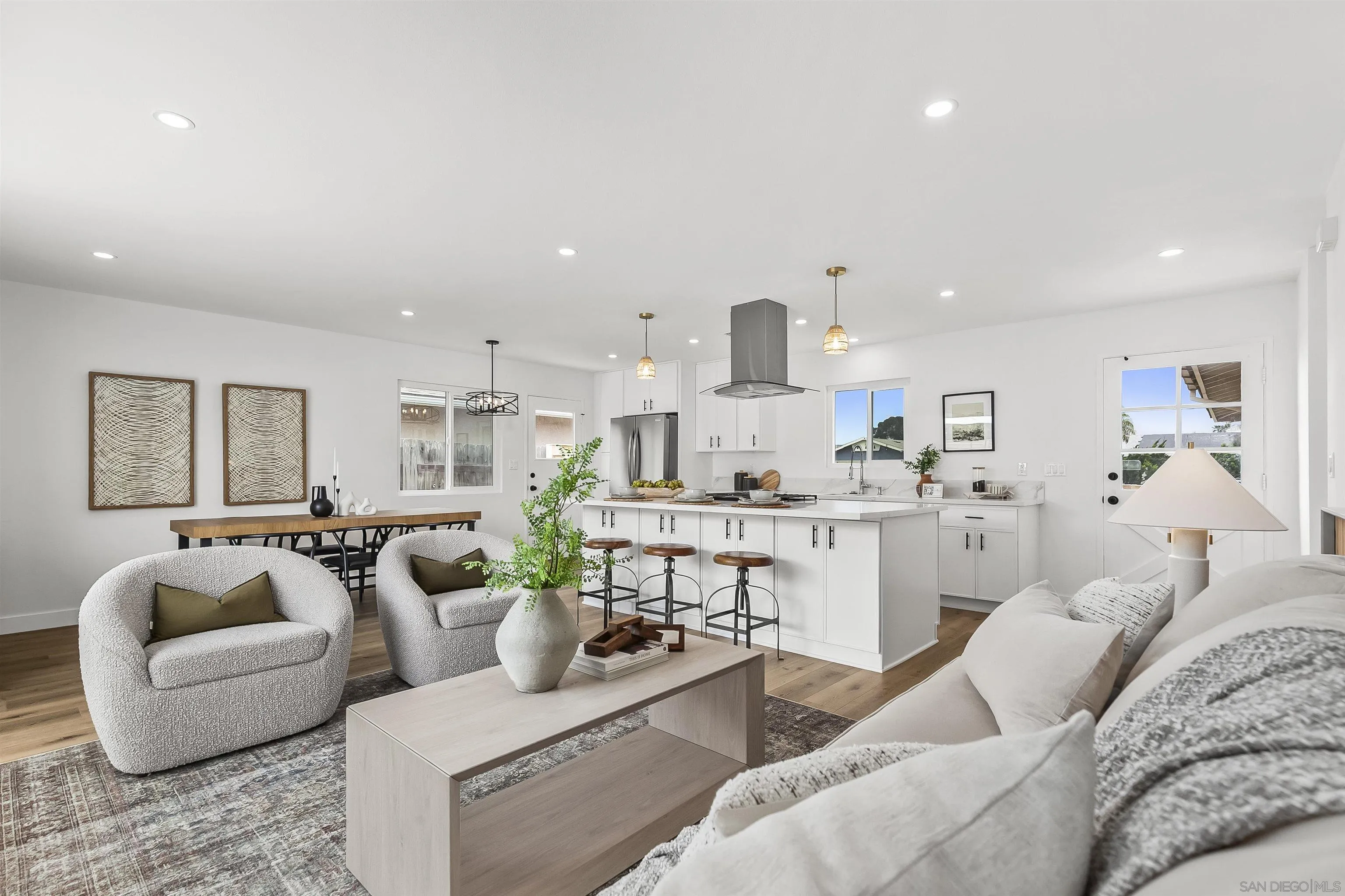 https://cdn.realtyfeed.com/cdn/127/250036851/b6214be05c7b10d93b8716287dfddaf6.webp