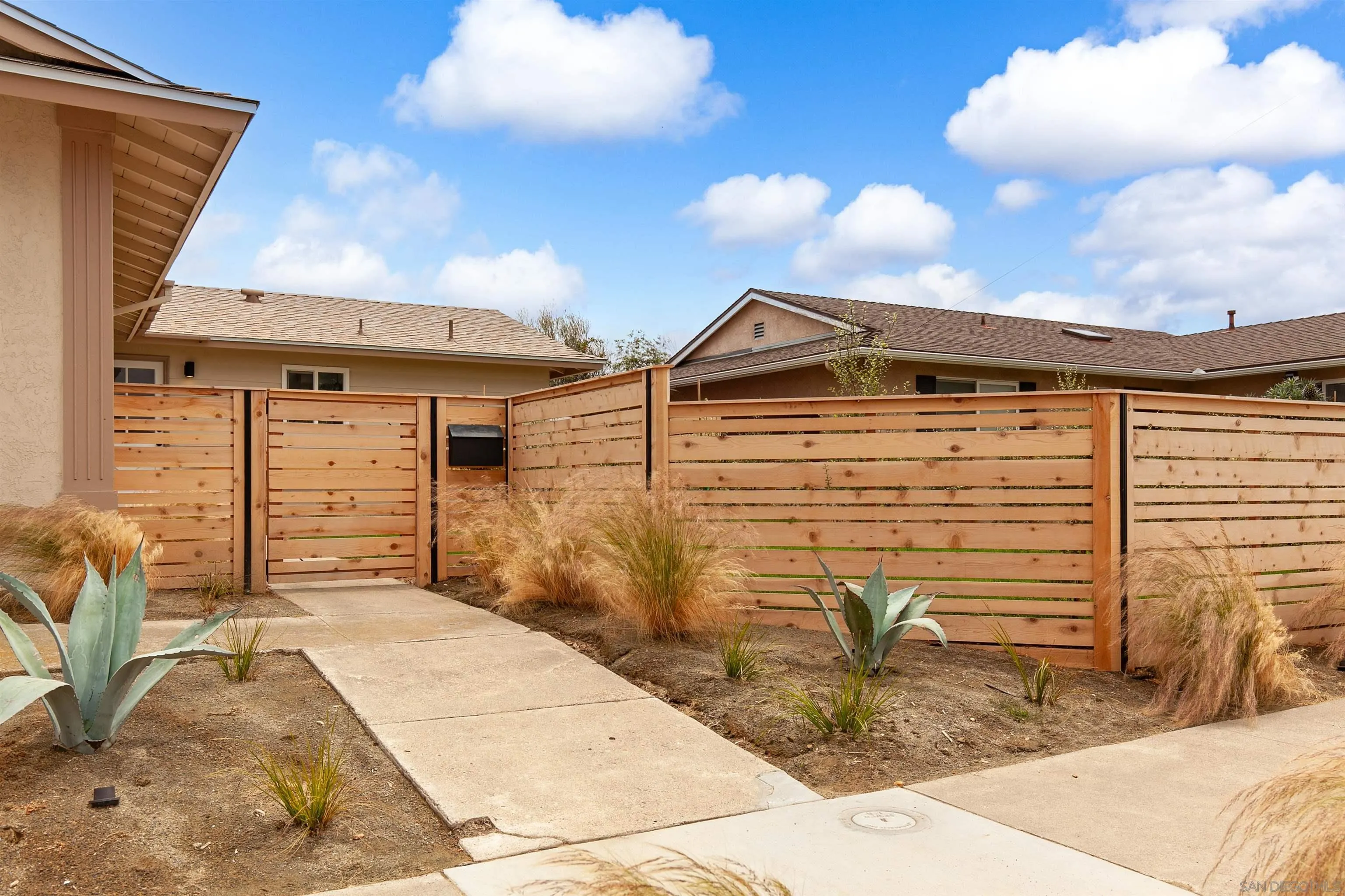 https://cdn.realtyfeed.com/cdn/127/250036851/fd557377ce5c1cb5c3aef5eb159267d2.webp