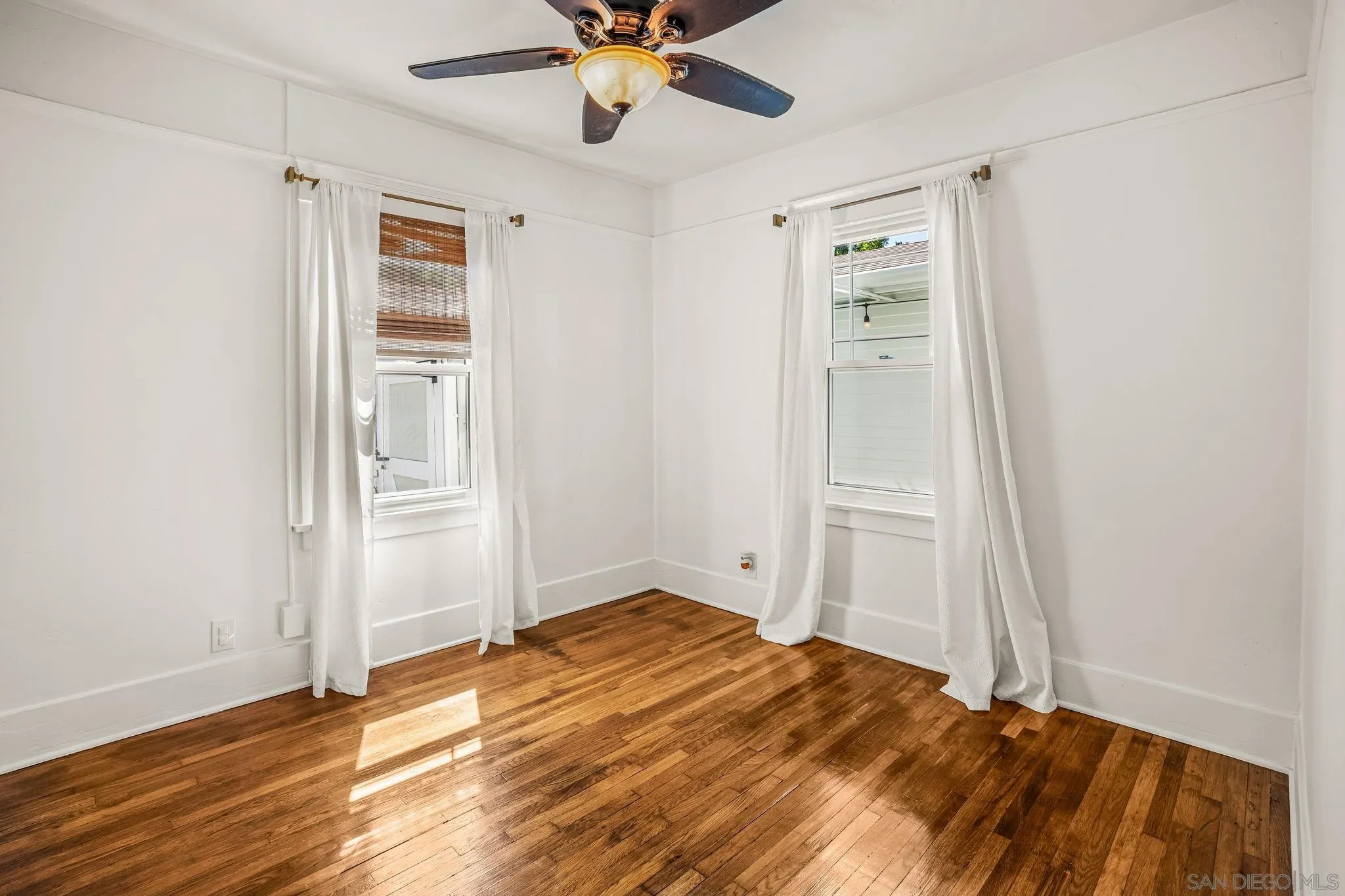 https://cdn.realtyfeed.com/cdn/127/250036852/3137153119d81d4ee424f3599d49b9bf.webp