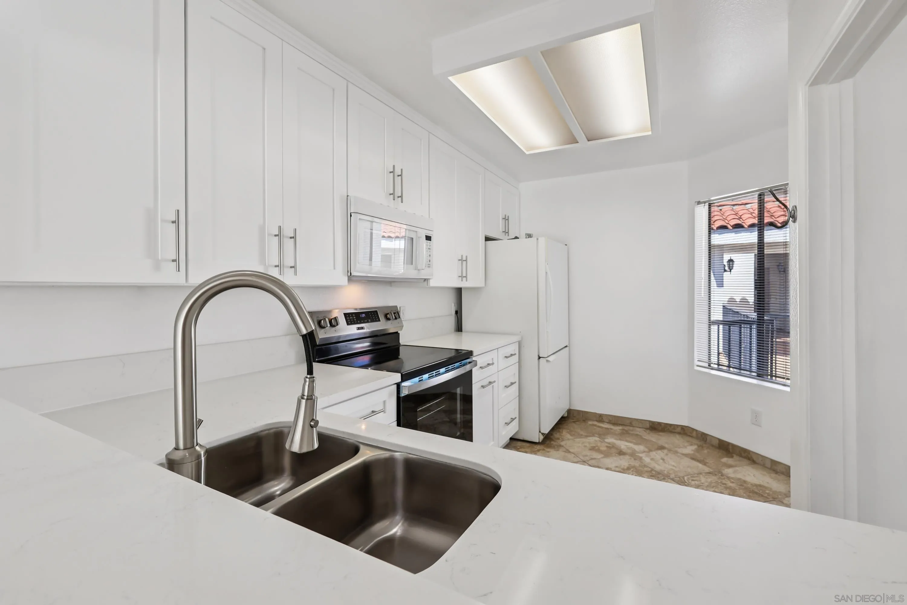 https://cdn.realtyfeed.com/cdn/127/250036854/5cfc5c97b4a50876fdf2983f133d6ba0.webp