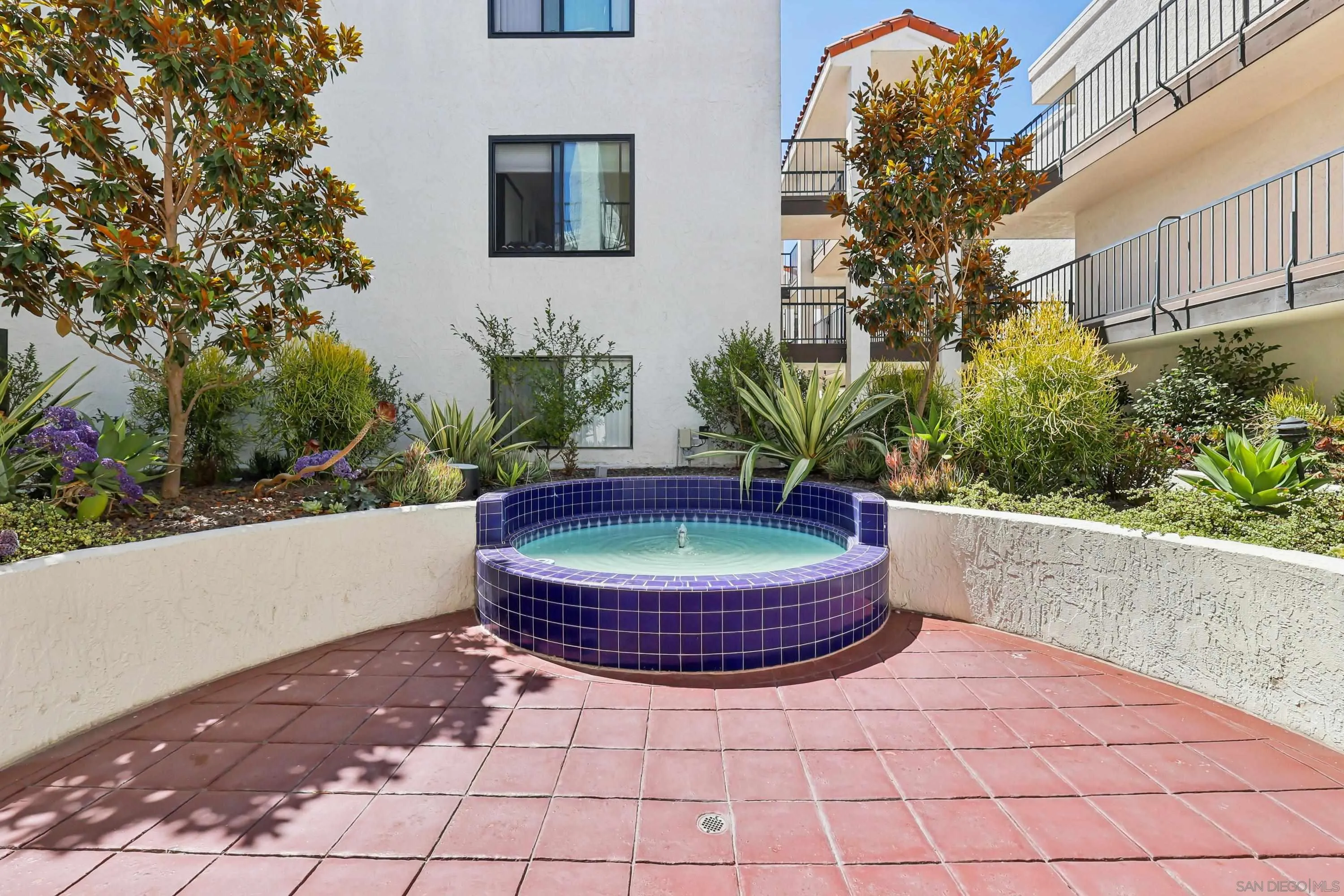 https://cdn.realtyfeed.com/cdn/127/250036854/9520d440018bce9d4950753e6c327e03.webp