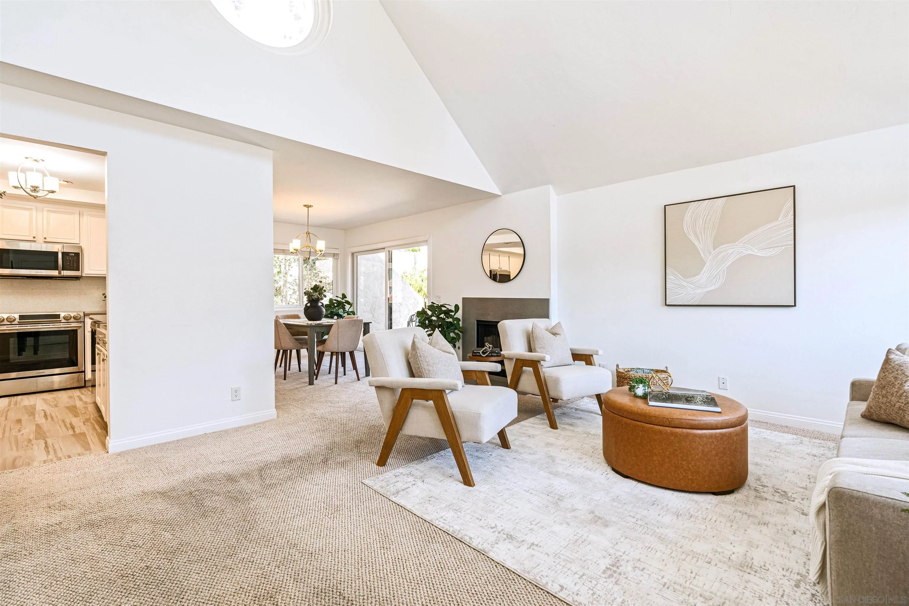 https://cdn.realtyfeed.com/cdn/127/250036855/164e73f6b23360260323aa938e485f7e.webp