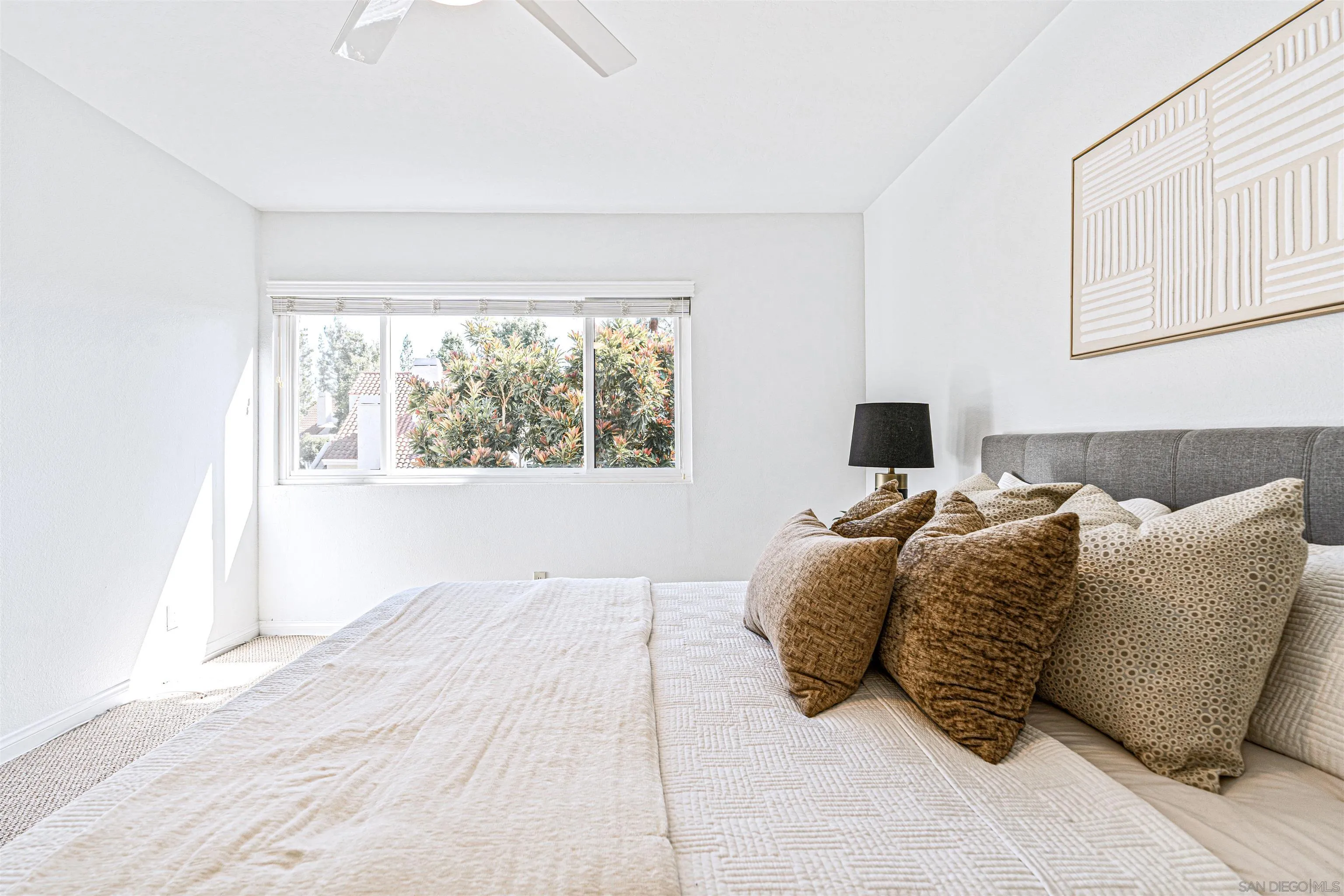 https://cdn.realtyfeed.com/cdn/127/250036855/4da02d73122decd24fe571863739d7e3.webp