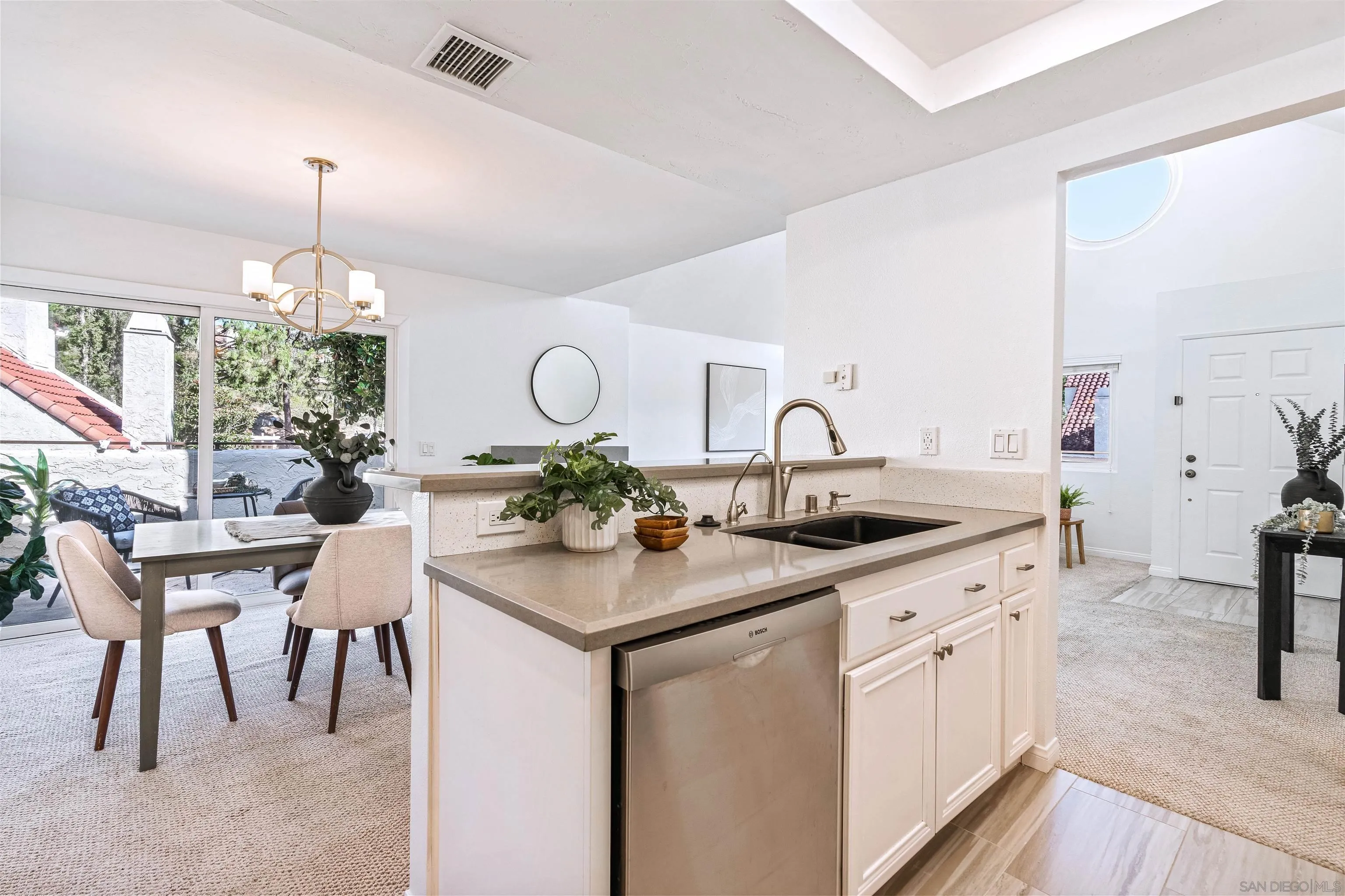 https://cdn.realtyfeed.com/cdn/127/250036855/fd7cfa7e76f1a1ad8a2b0f1f8181f440.webp