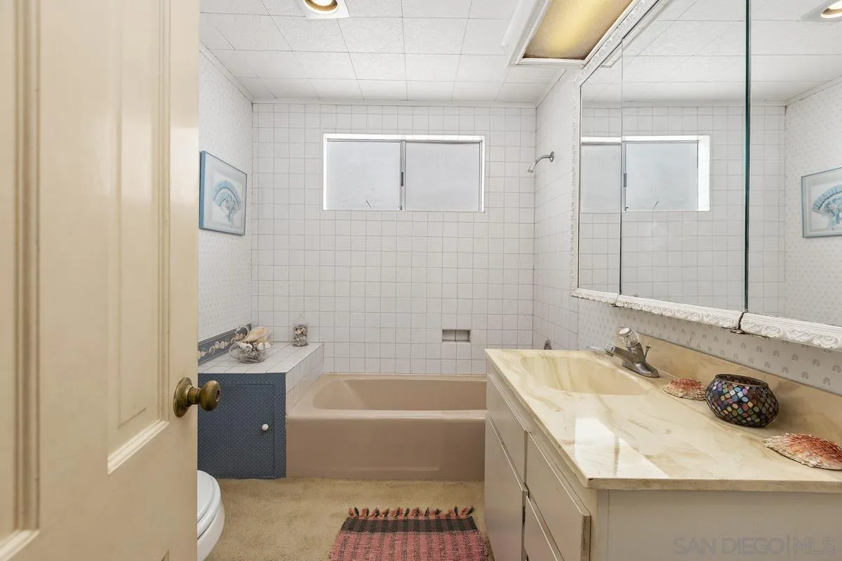 https://cdn.realtyfeed.com/cdn/127/250036856/6e9c250602a47d89b8be9c65b8617fde.webp