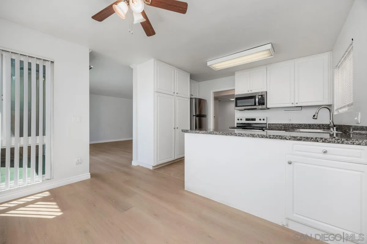 https://cdn.realtyfeed.com/cdn/127/250036857/fcbc1e4863f6bdeb426be684d967e0bd.webp