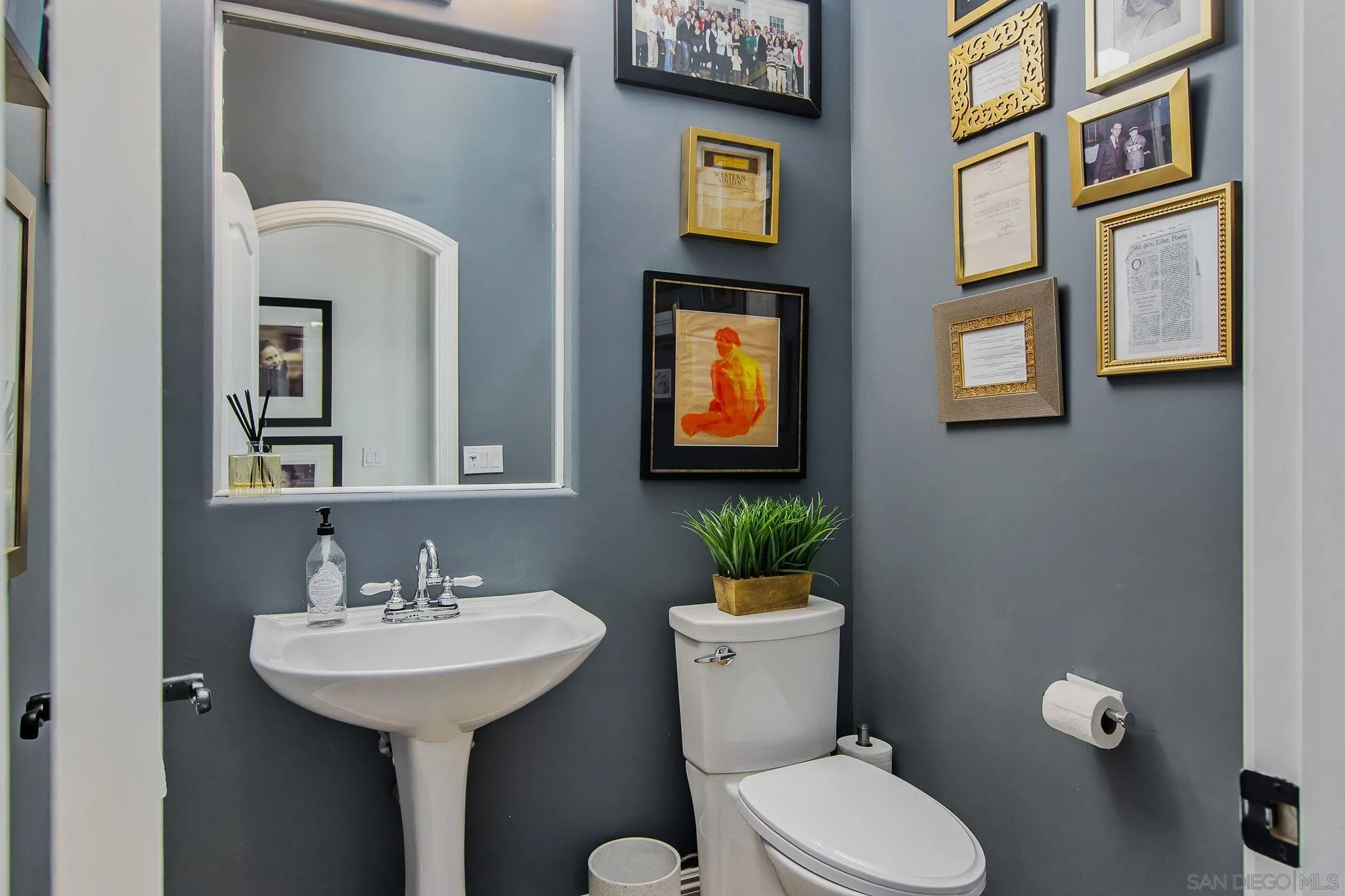 https://cdn.realtyfeed.com/cdn/127/250036858/2fecbfc0291ae8d214459c6dbc3d9139.webp