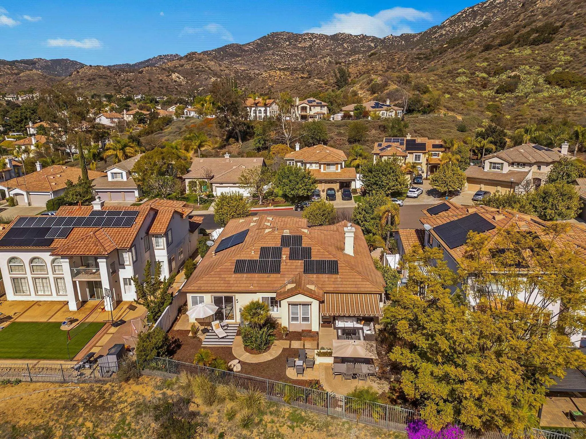 https://cdn.realtyfeed.com/cdn/127/250036858/6d4143e998d0d8f213f4b358a8c9d8c4.webp