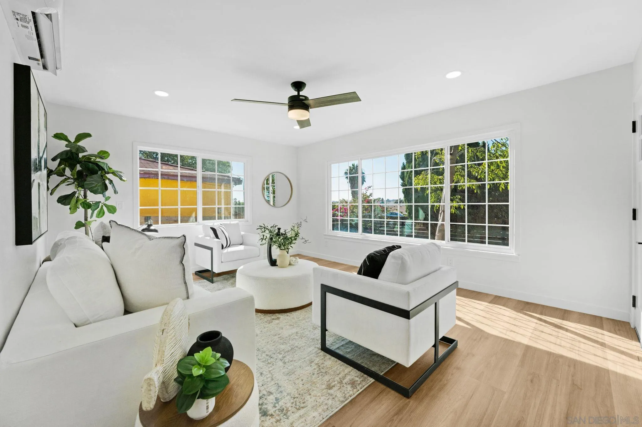 https://cdn.realtyfeed.com/cdn/127/250036859/e48ebc2894e12b350cb89c2e9a3a27b9.webp