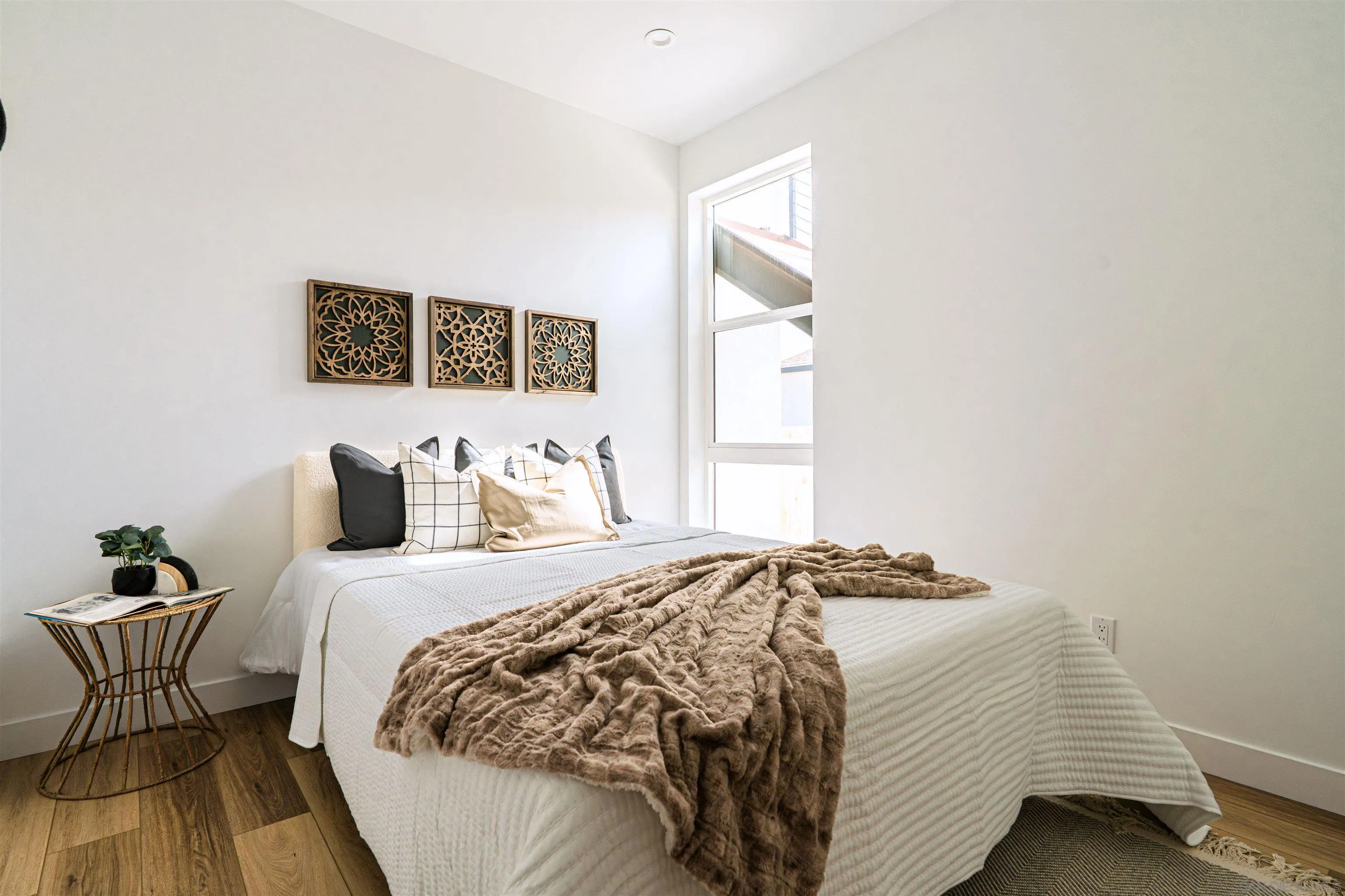 https://cdn.realtyfeed.com/cdn/127/250036864/2670cdcd0dc4be88fc2f6c8d65ecb1e7.webp