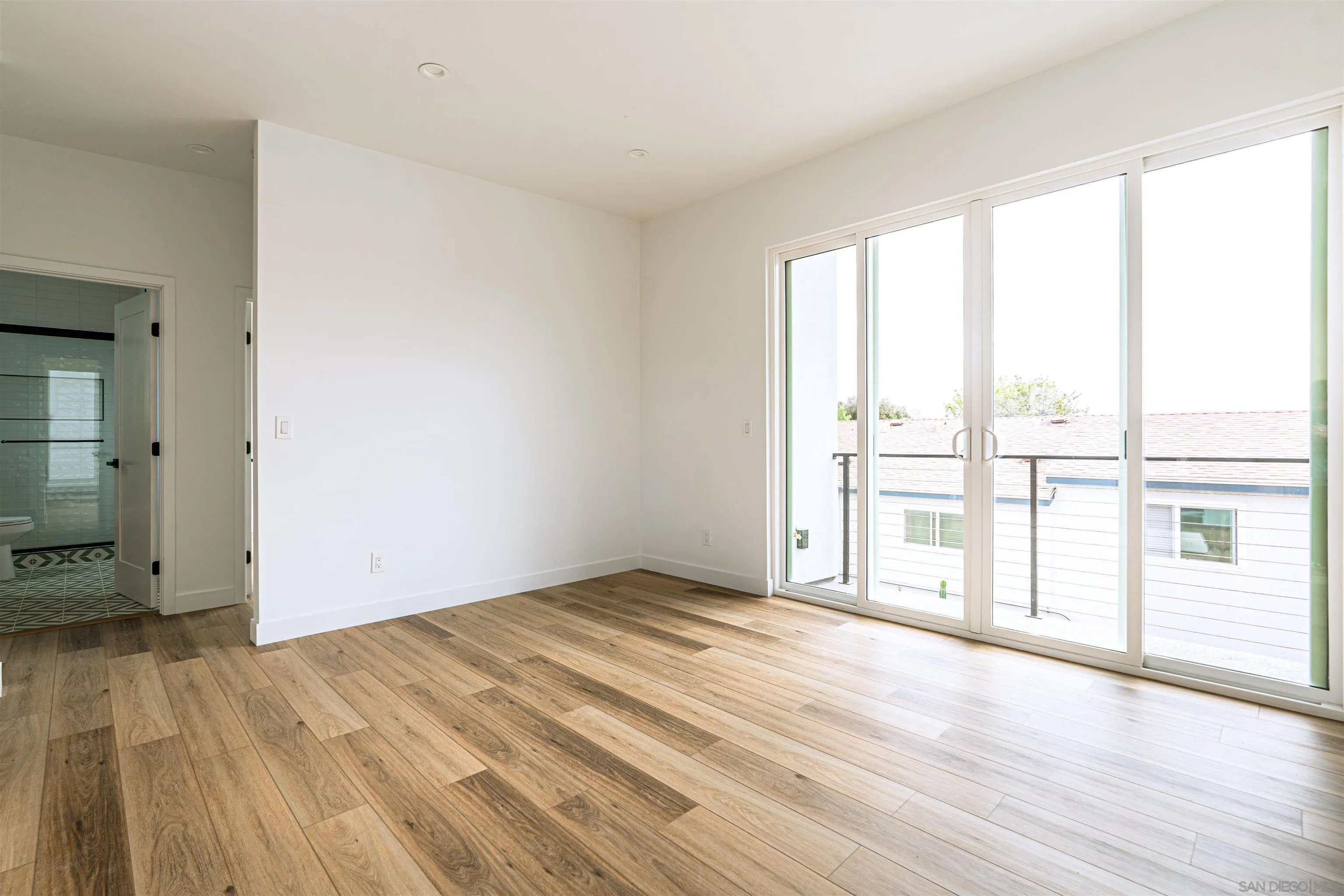 https://cdn.realtyfeed.com/cdn/127/250036864/7e5f447dcb6ba9cc4ab78c5730b62852.webp