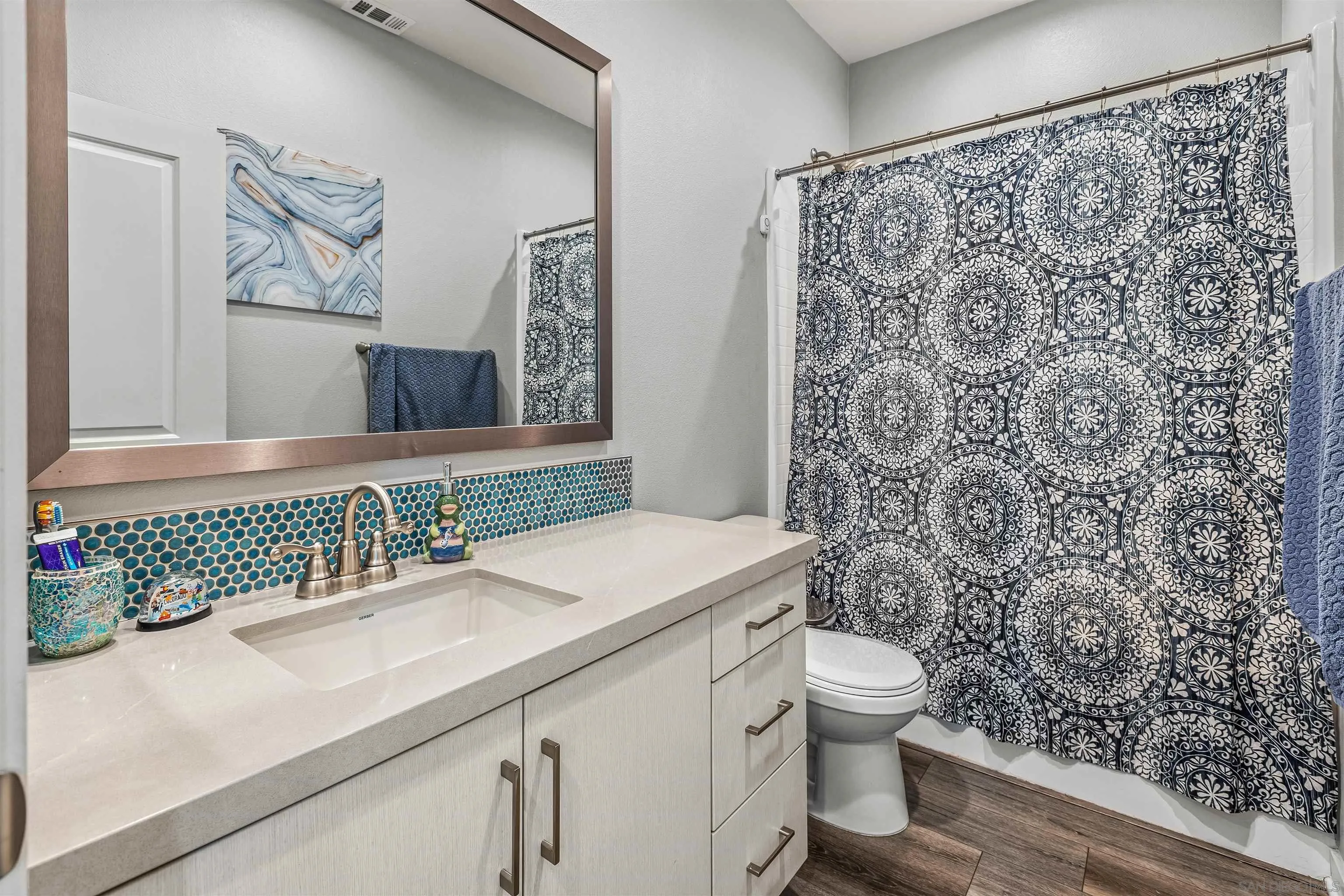 https://cdn.realtyfeed.com/cdn/127/250036866/2cfdbbce033227af2da83e109edcae05.webp