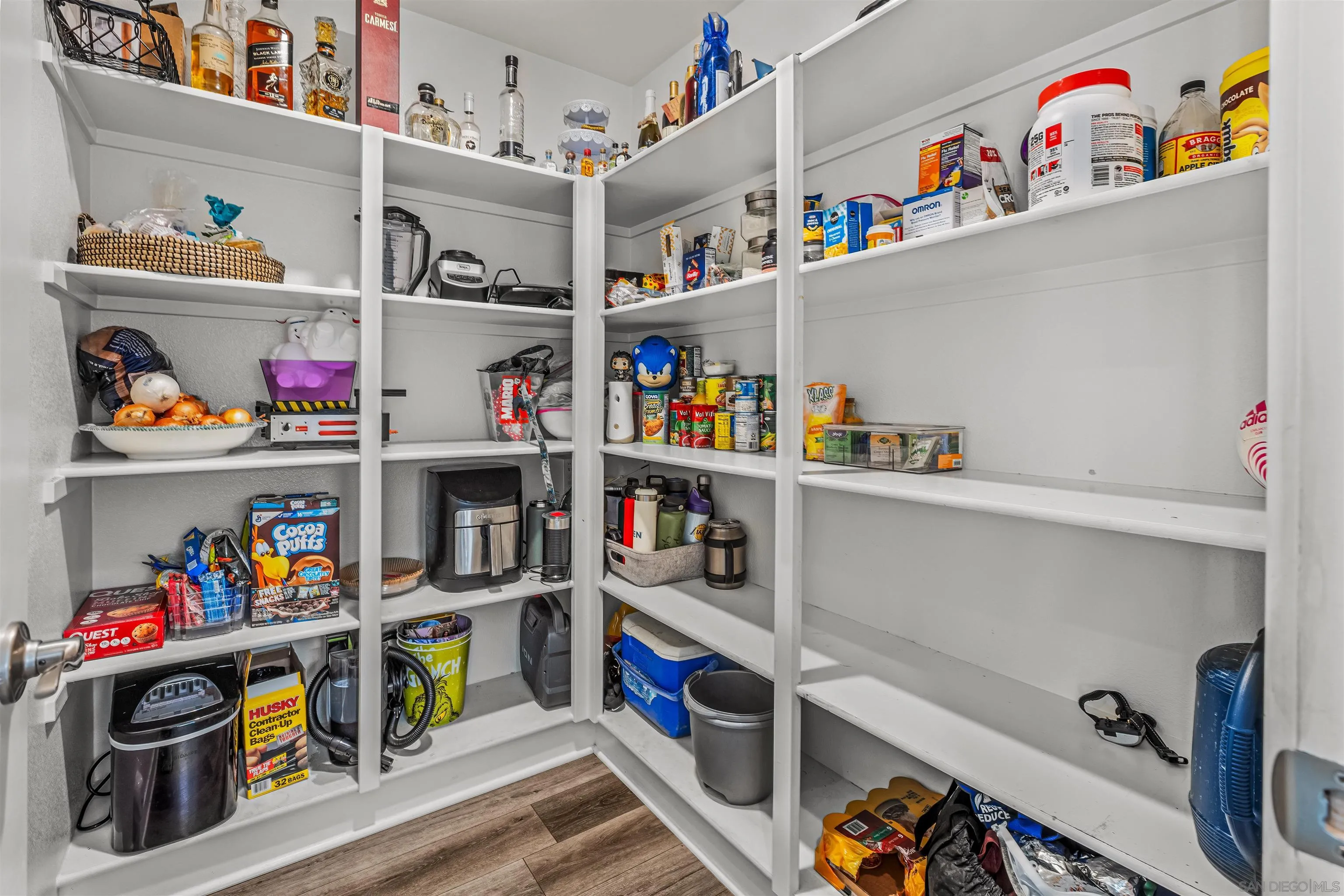 https://cdn.realtyfeed.com/cdn/127/250036866/44895115b7ea4fe3018db0ccb6752b50.webp