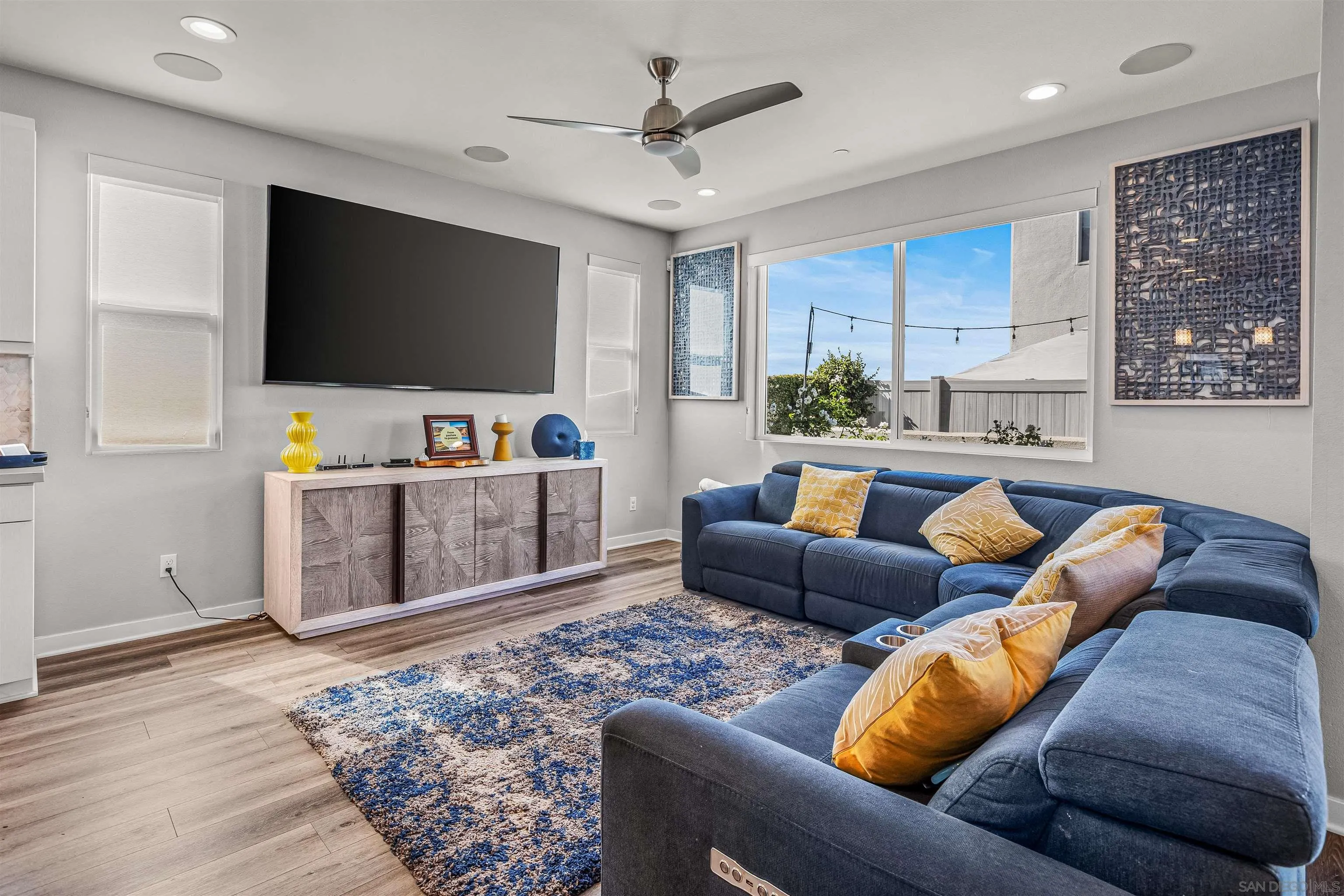 https://cdn.realtyfeed.com/cdn/127/250036866/52b4694593dad735ca449ac5255747a2.webp