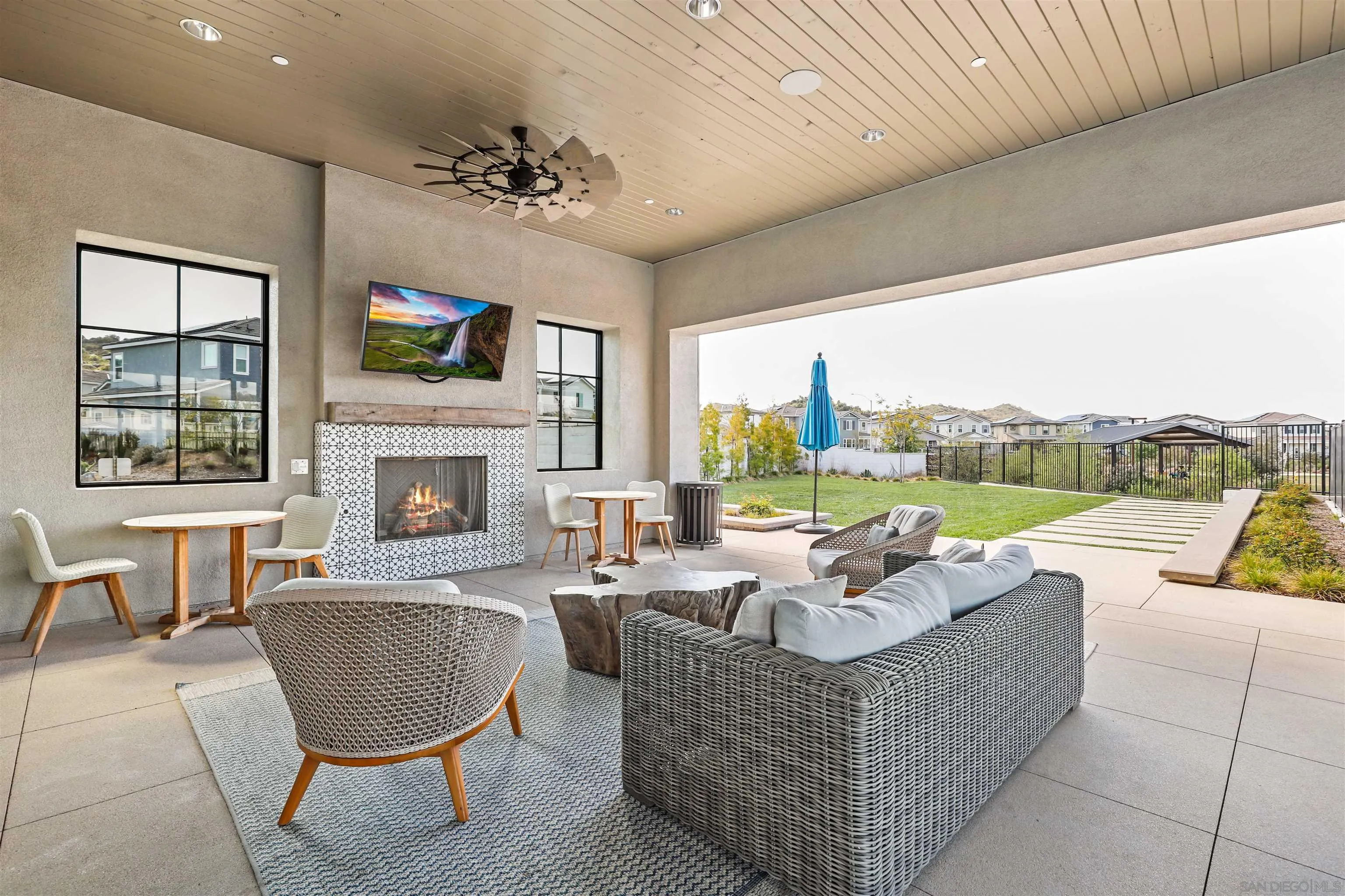 https://cdn.realtyfeed.com/cdn/127/250036866/c53ccce51d7e6acc09f983fe74db1d1c.webp