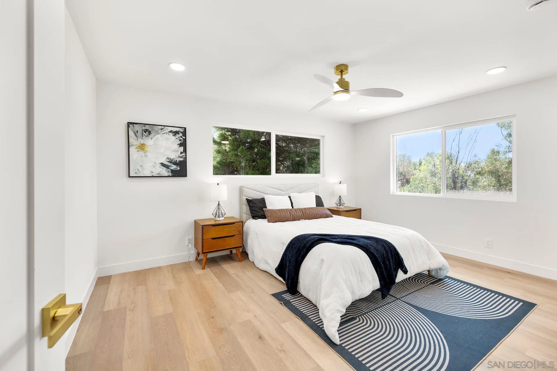 https://cdn.realtyfeed.com/cdn/127/250036868/0b2f585fa09d1746e5ea9854879d1da2.webp