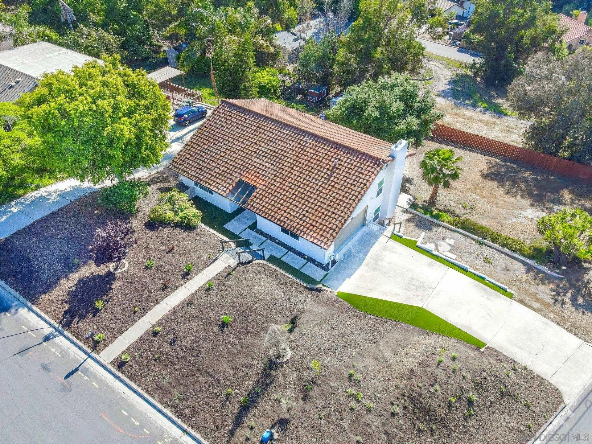 https://cdn.realtyfeed.com/cdn/127/250036868/fe401e5780e553da5ae57cc14e0f15df.webp
