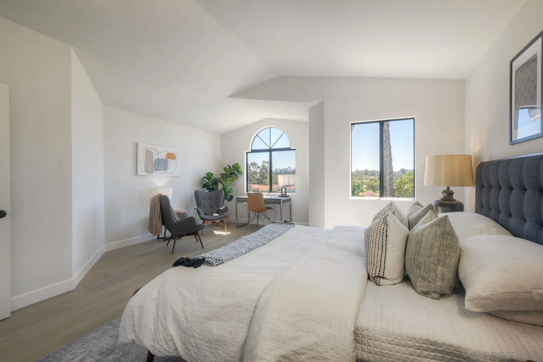 https://cdn.realtyfeed.com/cdn/127/250036872/04eff52bb561f73278ba9693323d0970.webp