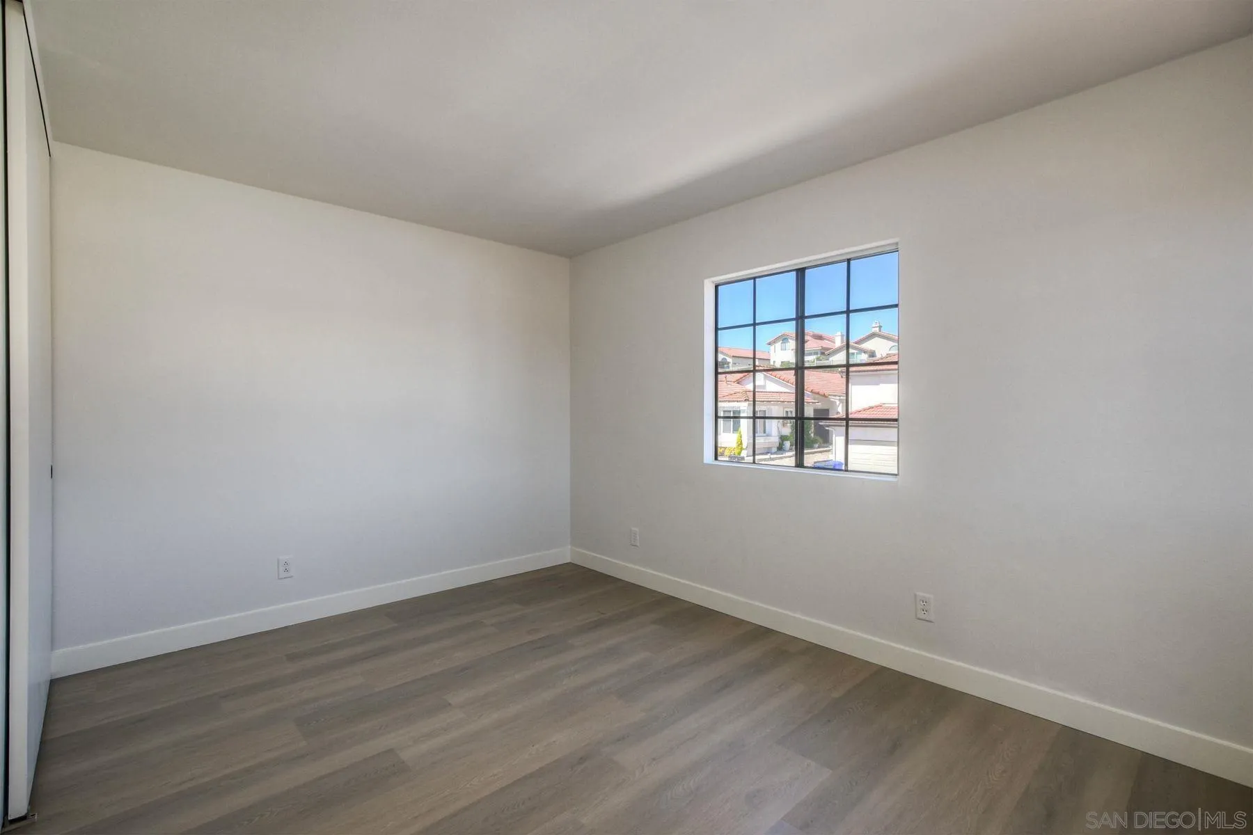 https://cdn.realtyfeed.com/cdn/127/250036872/1a297eb2a4f2f4bbf6077935477a4aaa.webp