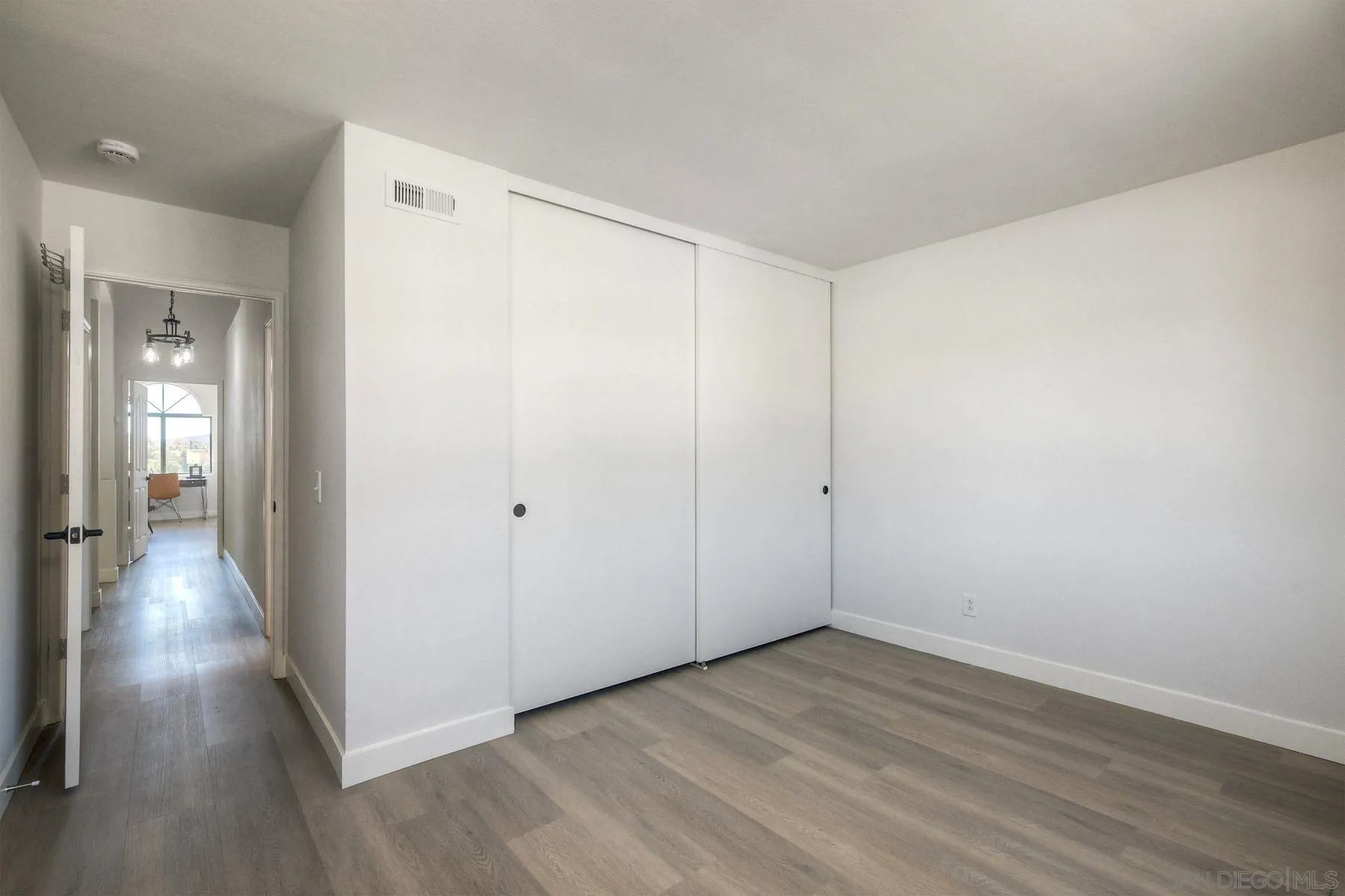 https://cdn.realtyfeed.com/cdn/127/250036872/3501a640a788ee32ea0795f7fd80bfbf.webp