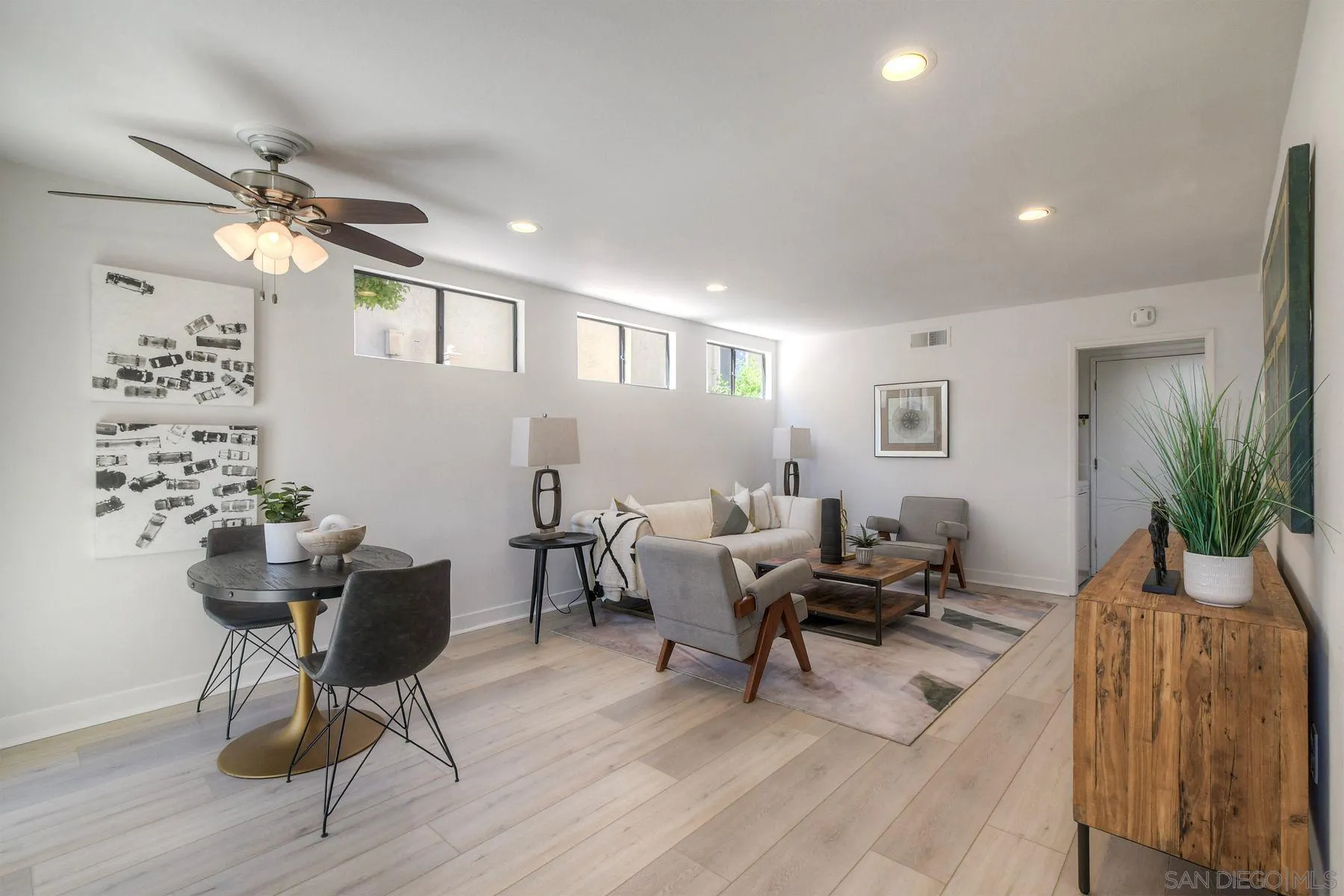 https://cdn.realtyfeed.com/cdn/127/250036872/826f42bd0a73ad1bb886d56e39f70e66.webp