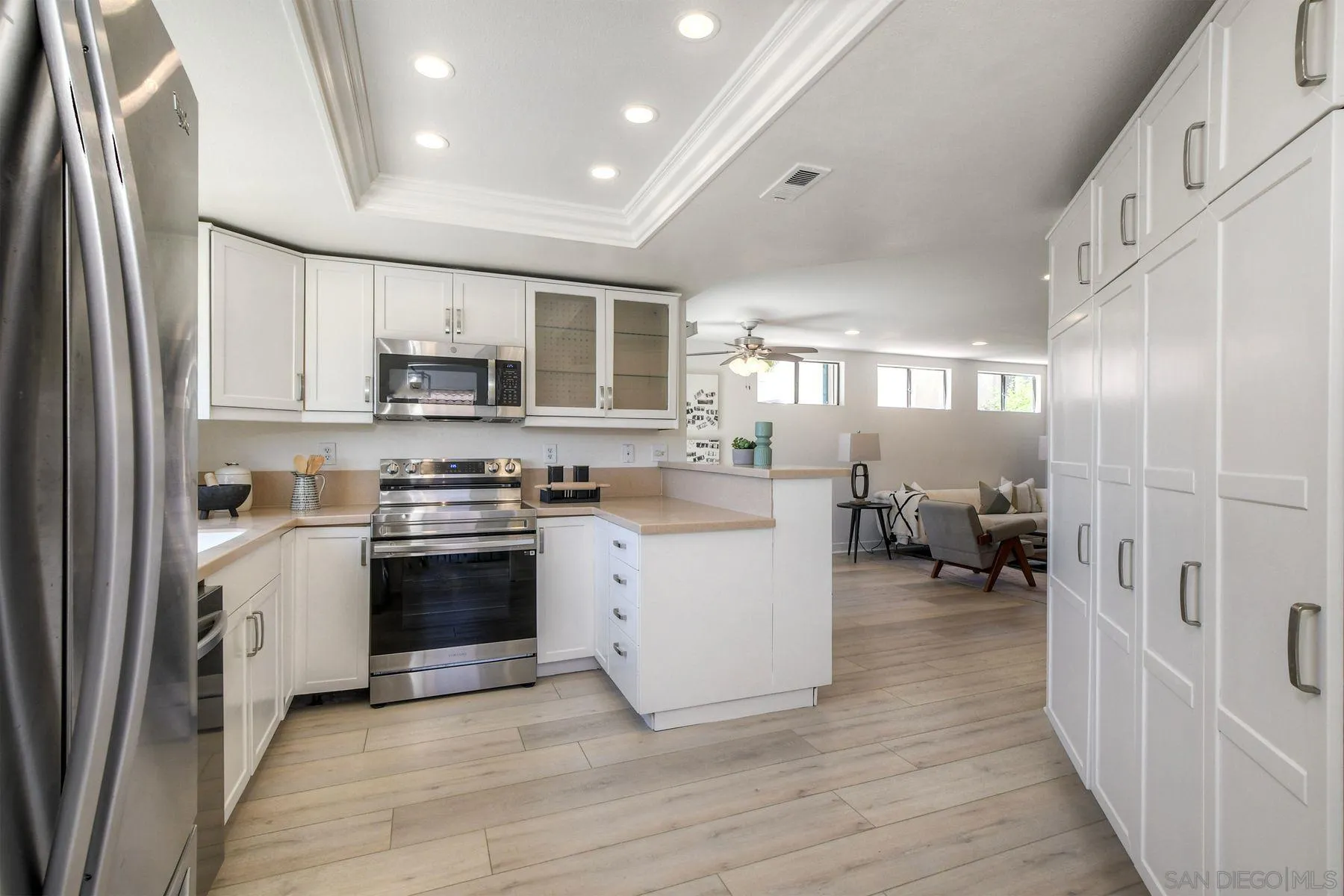 https://cdn.realtyfeed.com/cdn/127/250036872/b17131cb14449208df9c29419a54aa4e.webp