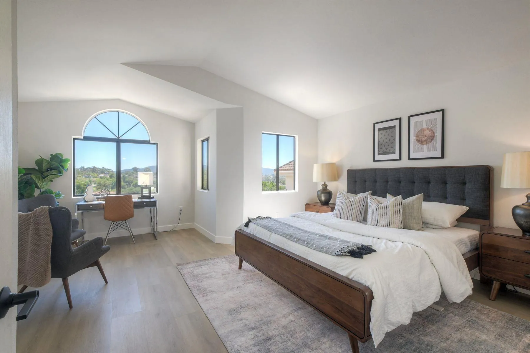 https://cdn.realtyfeed.com/cdn/127/250036872/e46c554225304442ea2b68d0a4071bb0.webp