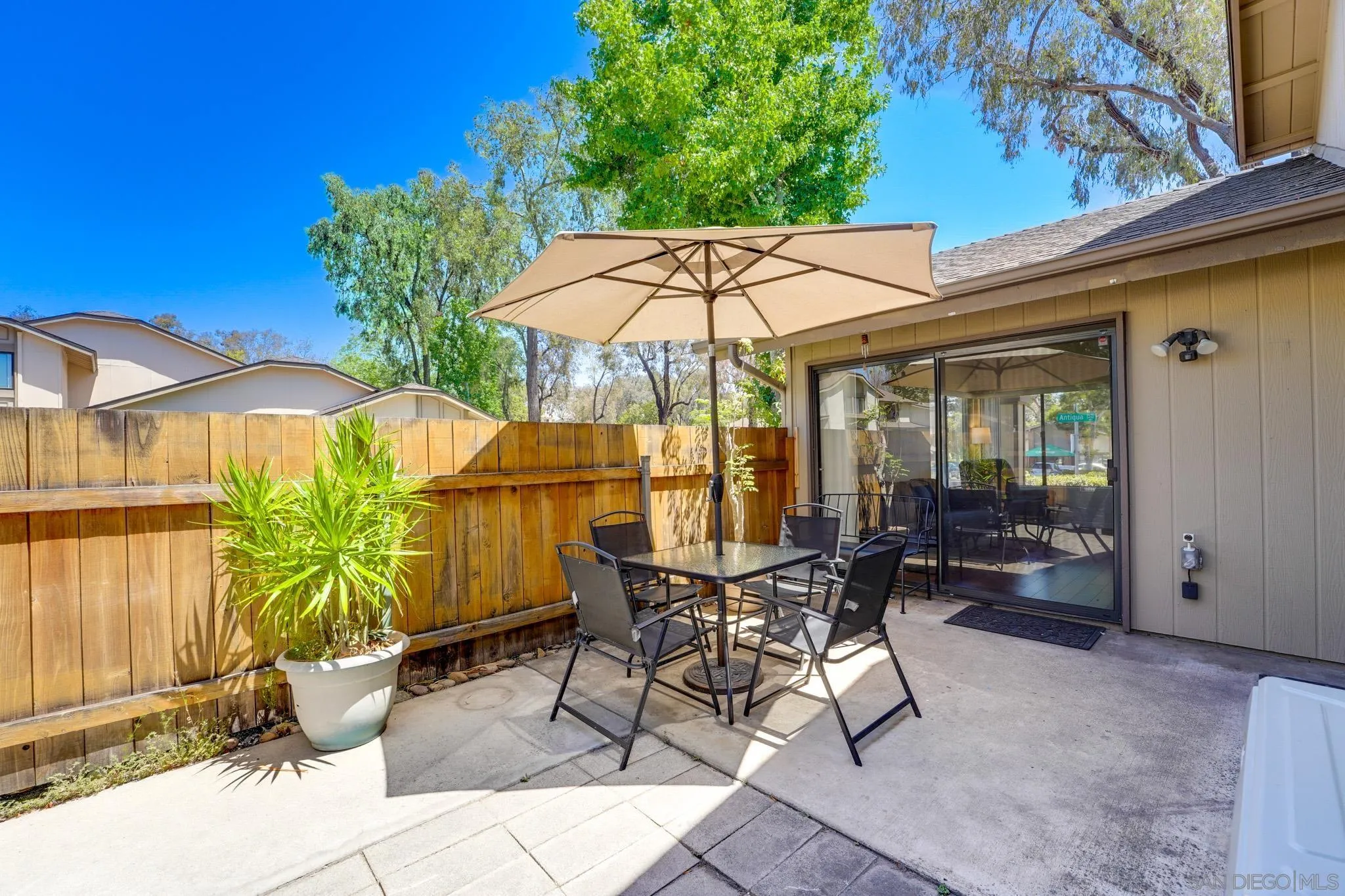 https://cdn.realtyfeed.com/cdn/127/250036873/1674a41b26aed4e3add434350d6e9395.webp