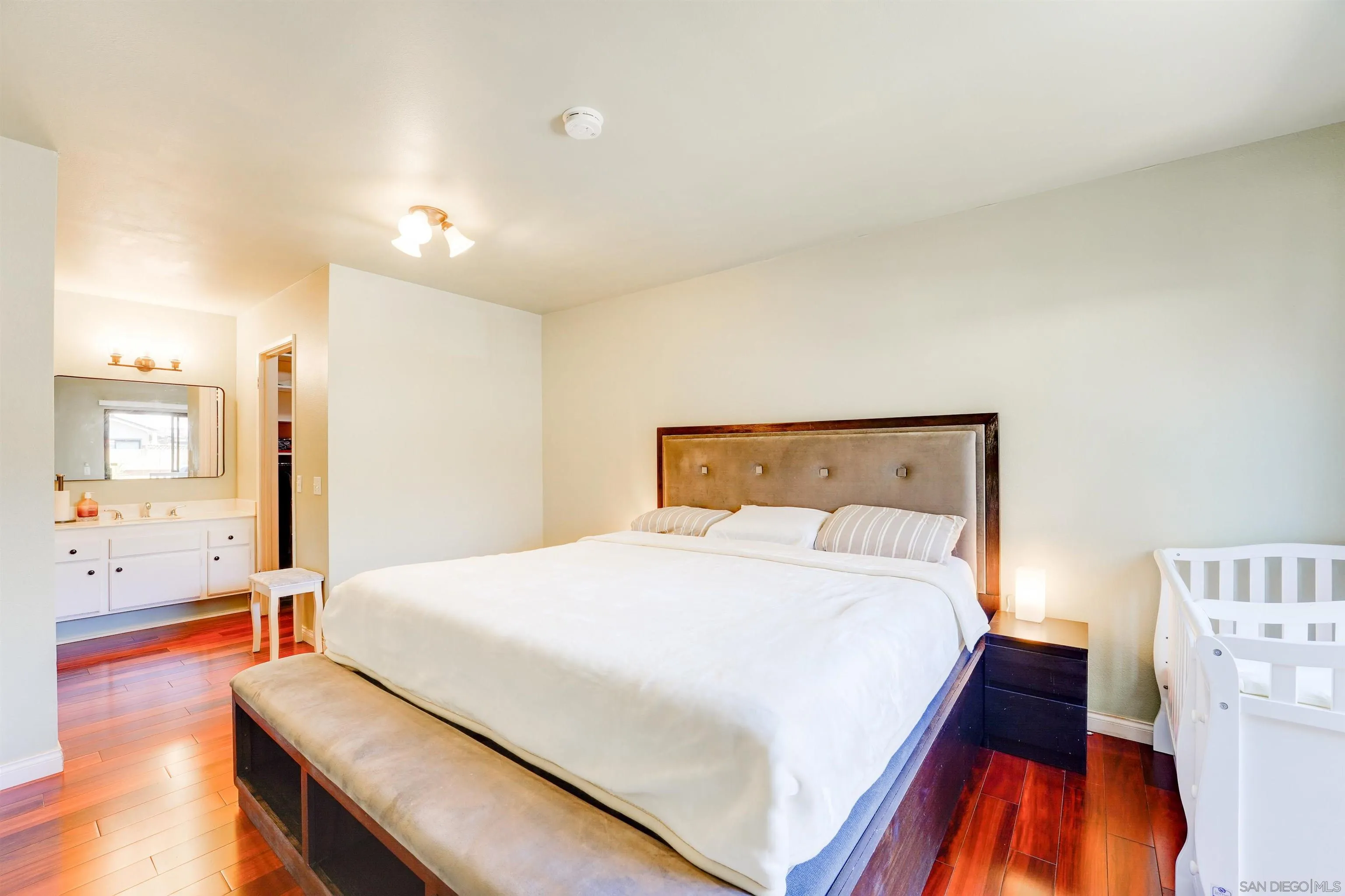 https://cdn.realtyfeed.com/cdn/127/250036873/38921e96ab6923f336b6789fa37a313c.webp