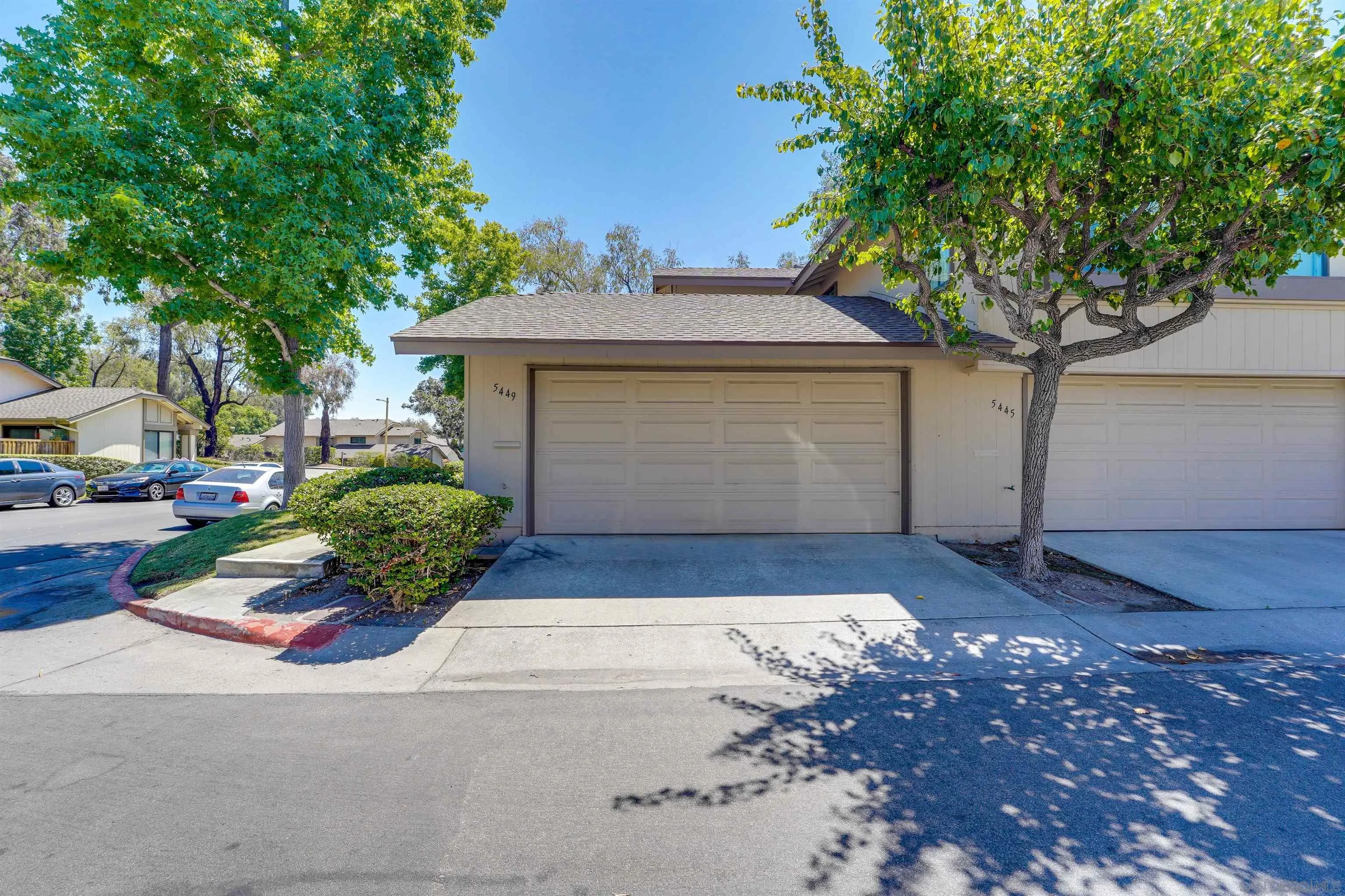 https://cdn.realtyfeed.com/cdn/127/250036873/834a560d9dedb16046656312725100c8.webp